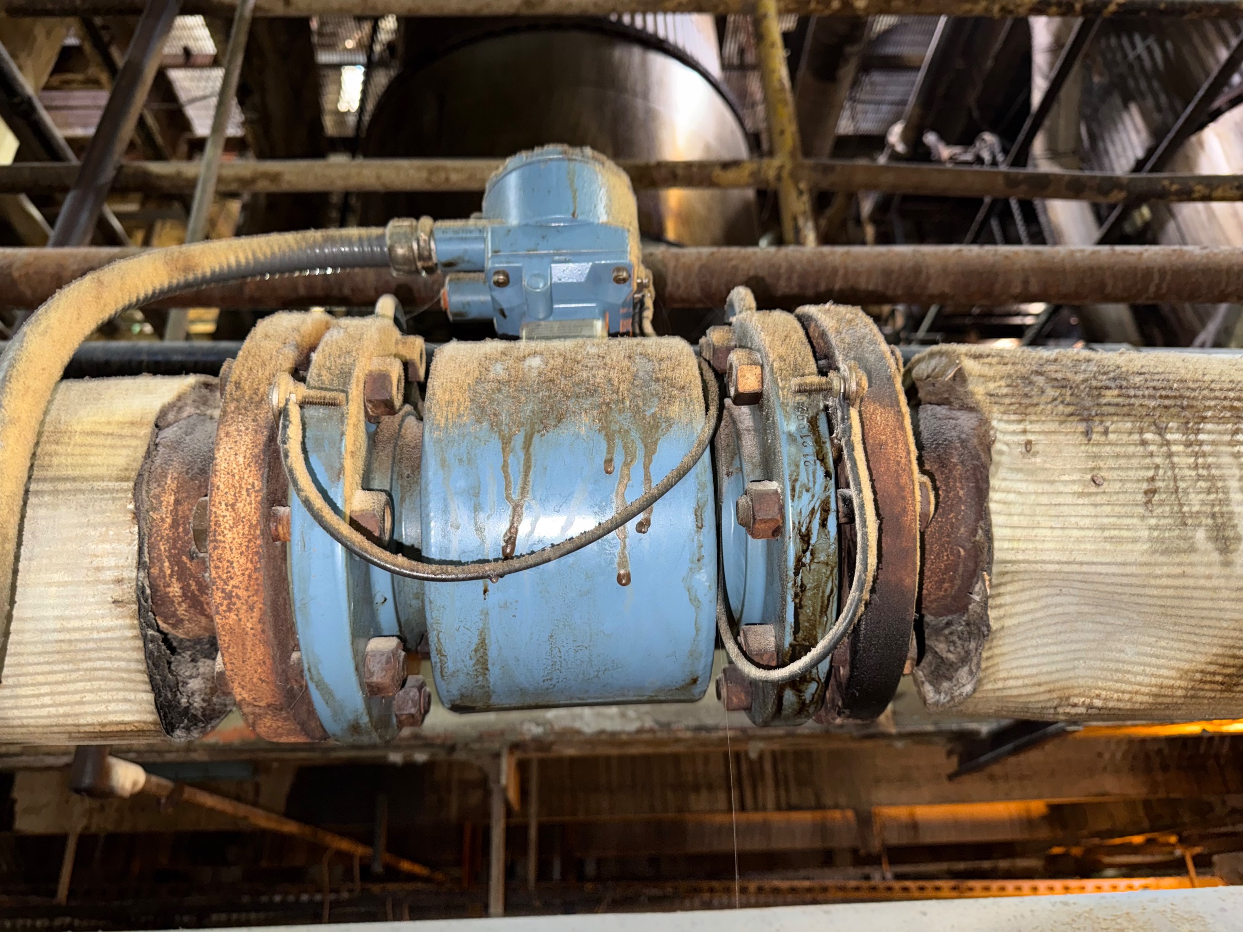 BULK QTY OF INSTRUMENTS THROUGHOUT FIRST FLOOR - undefined