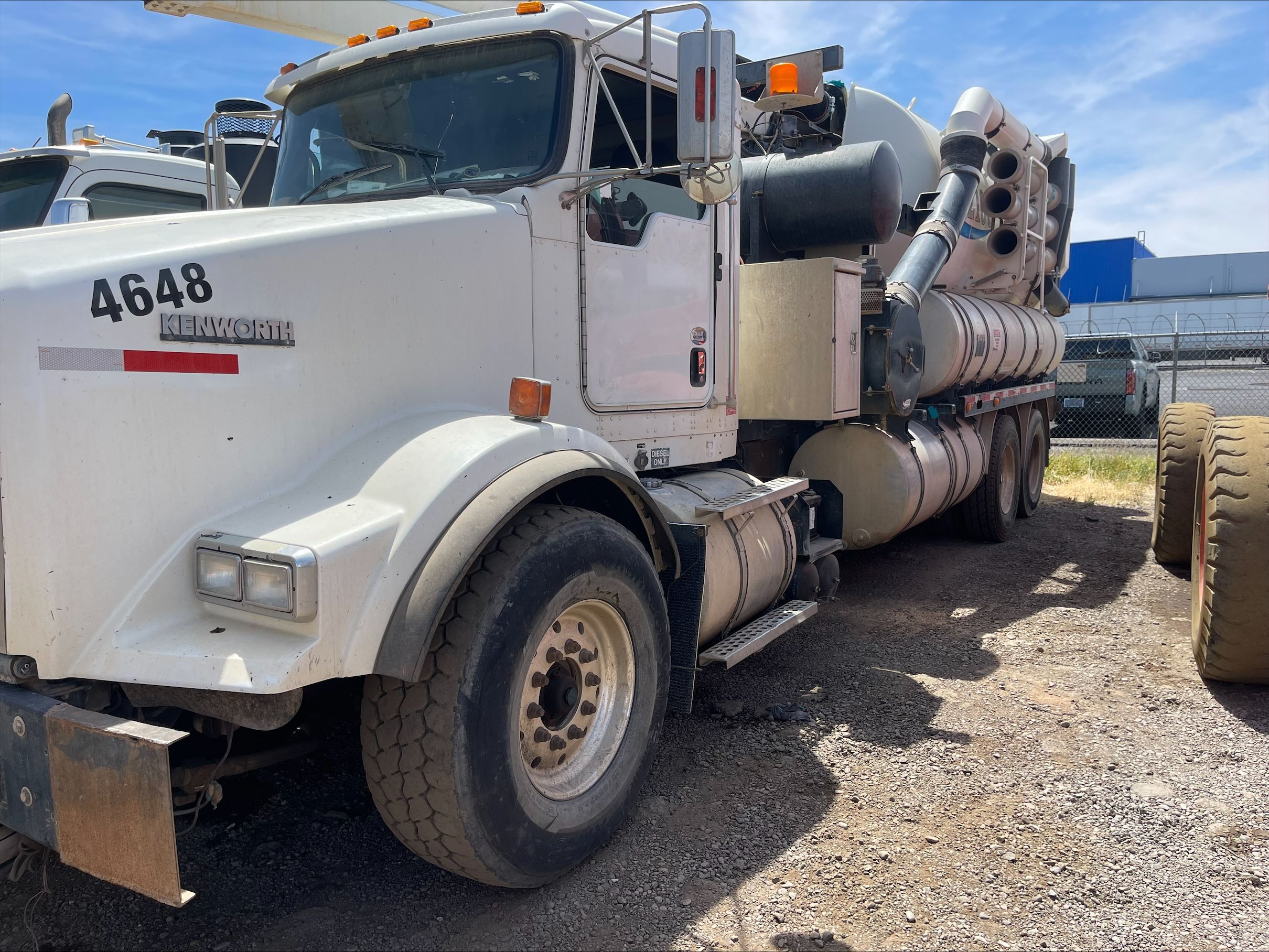 2014 VACTOR 2100 COMBINATION SEWER CLEANING TRUCK - KENWORTH - undefined