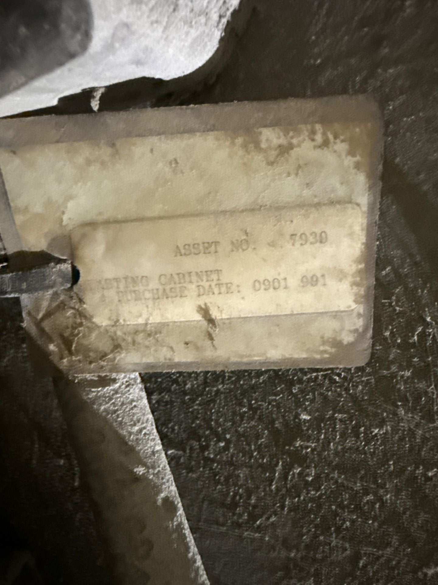 CLEMCO BLASTING CABINET - undefined