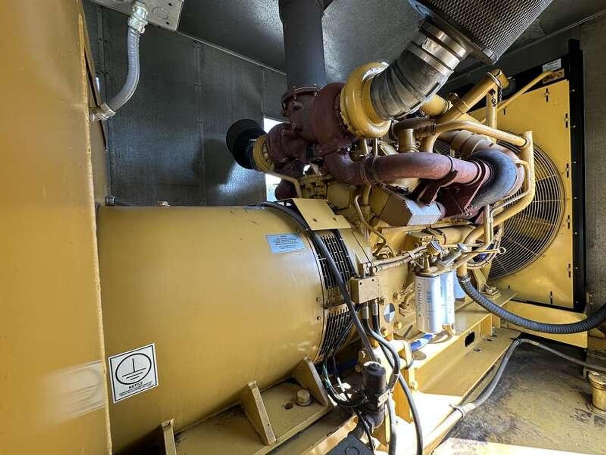 2000 CATERPILLAR 3412 STANDBY POWER GENERATOR - undefined