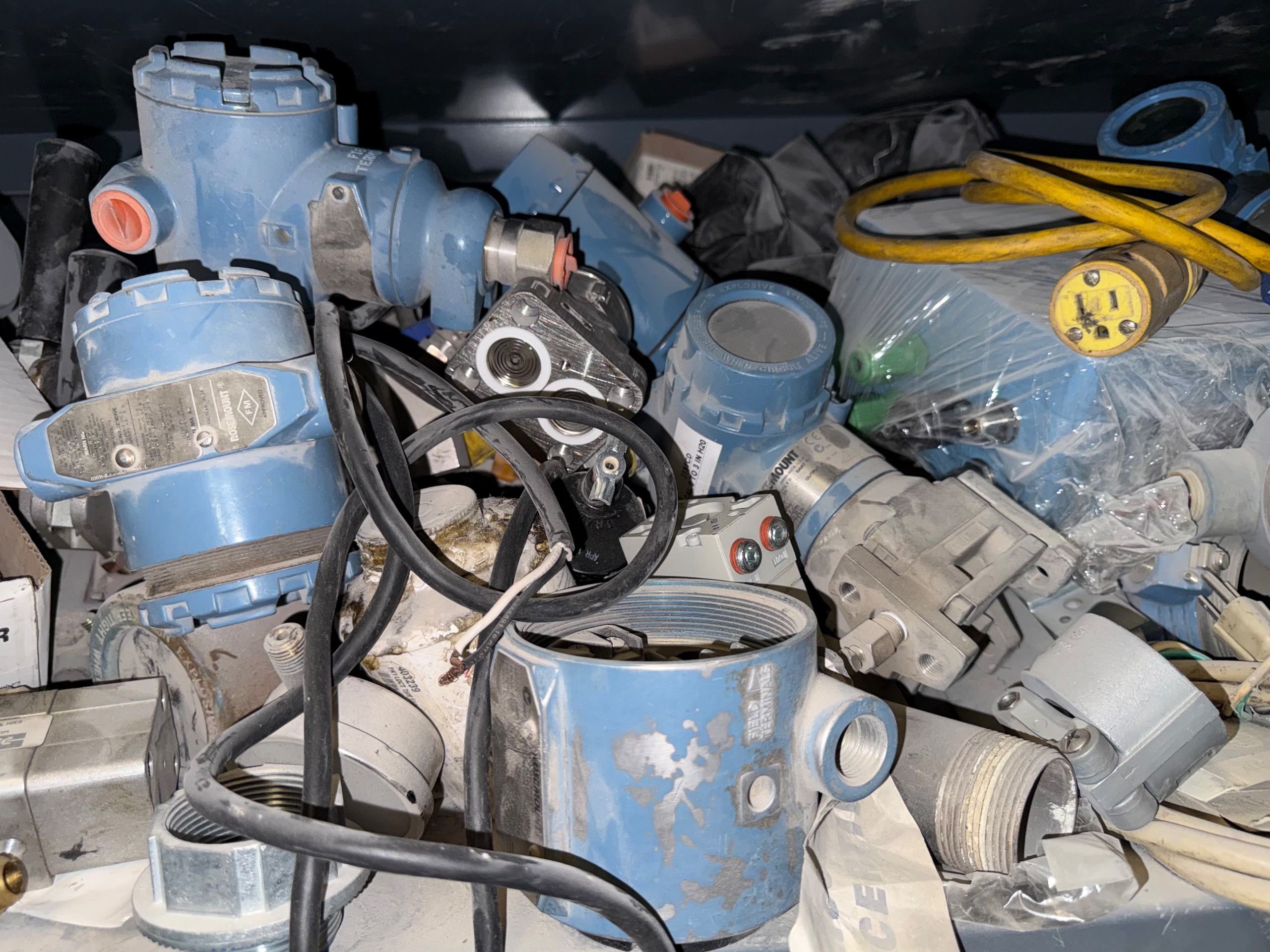 BULK CONTENTS OF INSTRUMENT ROOM - undefined