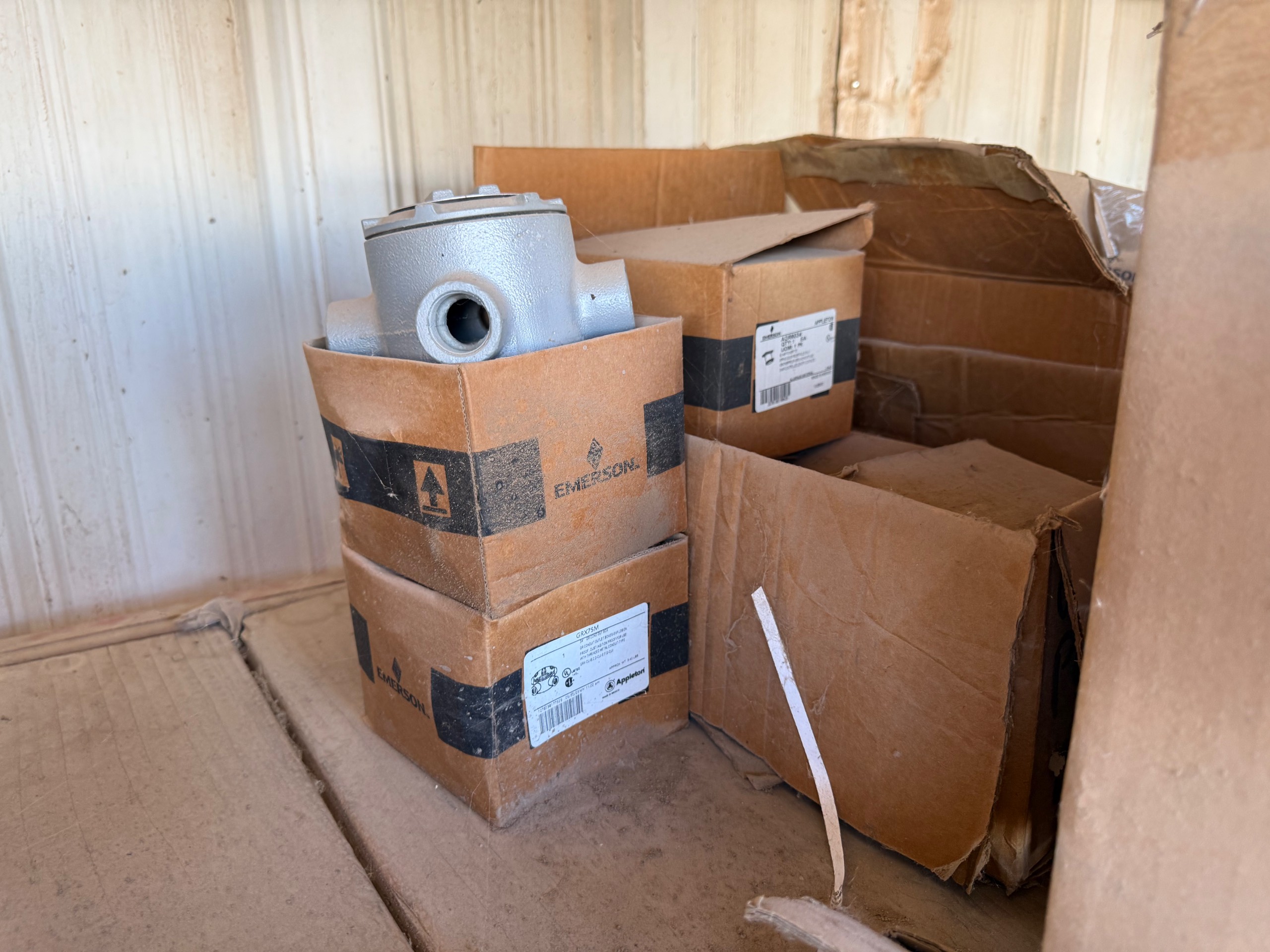 BULK QTY OF SPARE PARTS - undefined