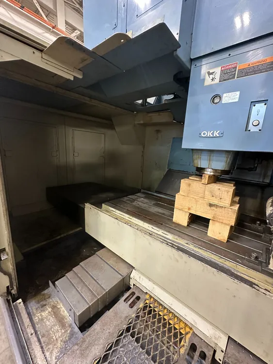 OKK MCV-660 5-AXIS CNC VERTICAL MACHINING CENTER - undefined