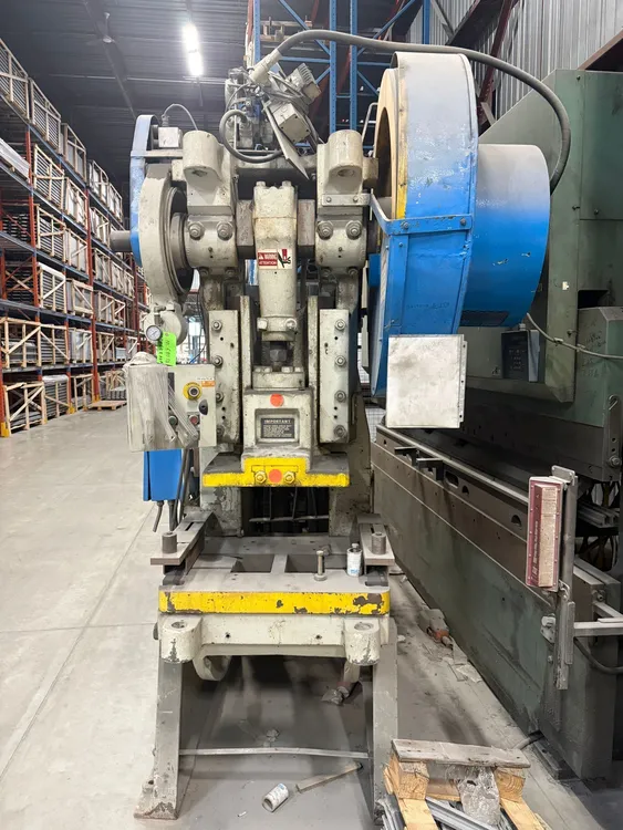BROWN & BOGGS 17½ LJA STAMPING PRESS, 60 TON - undefined