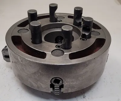 BISON 10" 4-JAW CHUCK WITH D1-6 BACKPLATE - undefined