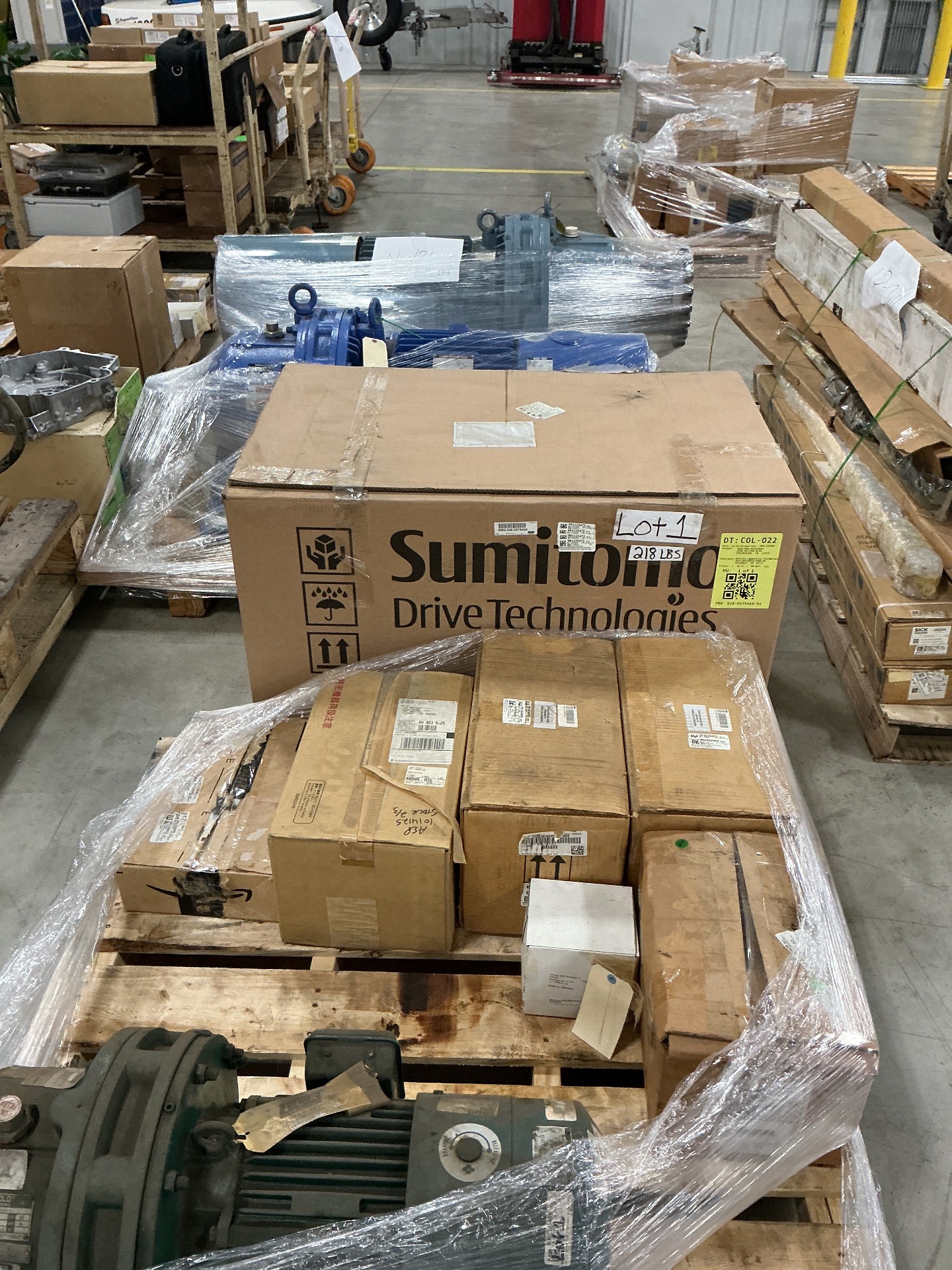 BULK QTY OF ELECTRIC MOTORS AND GEARMOTORS - undefined