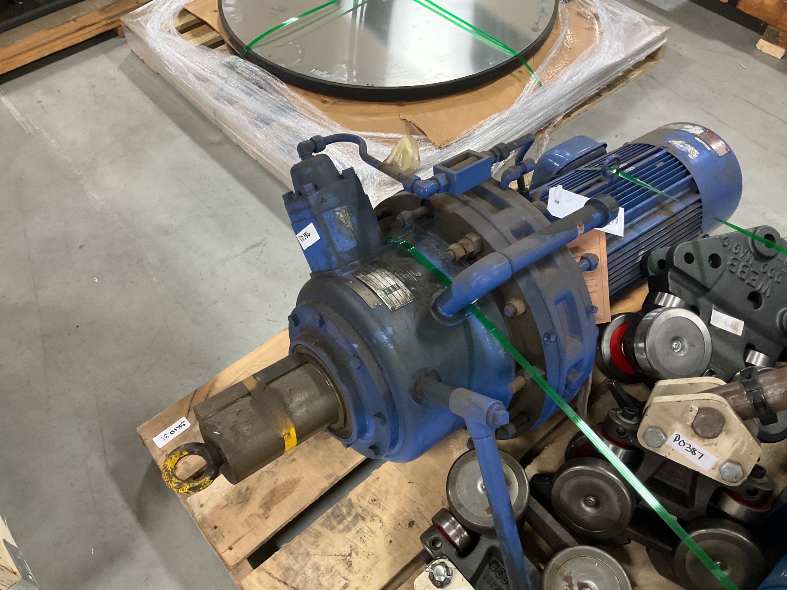 SUMITOMO MOTOR & GEARBOX ASSEMBLY - undefined