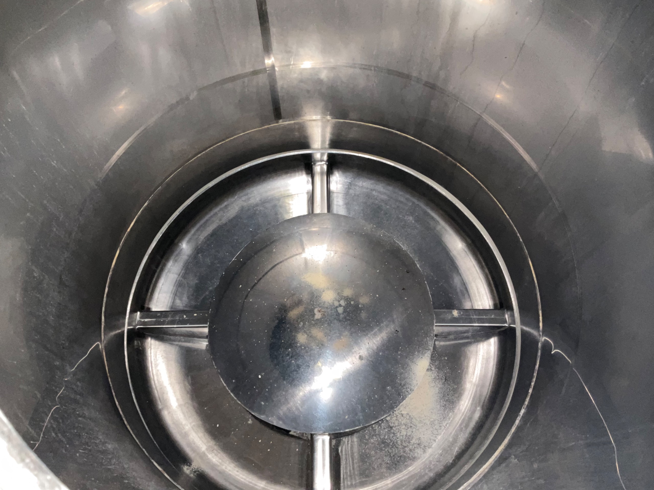VIBRA SCREW INCORPARETED VIBRATORY STORAGE TANK - undefined