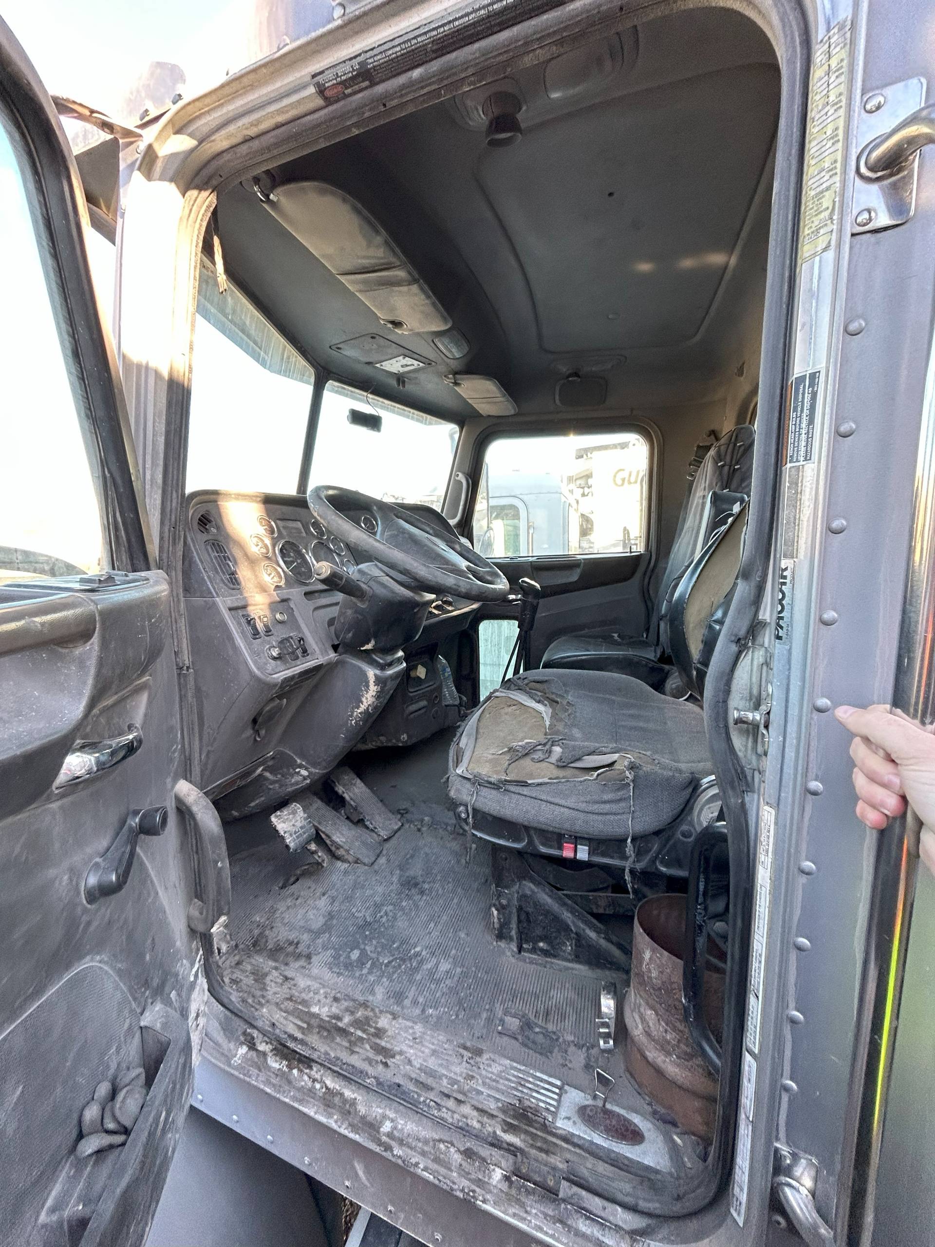 2012 SUPER PRODUCTS SUPERSUCKER INDUSTRIAL VACUUM LOADER - PETERBILT - undefined