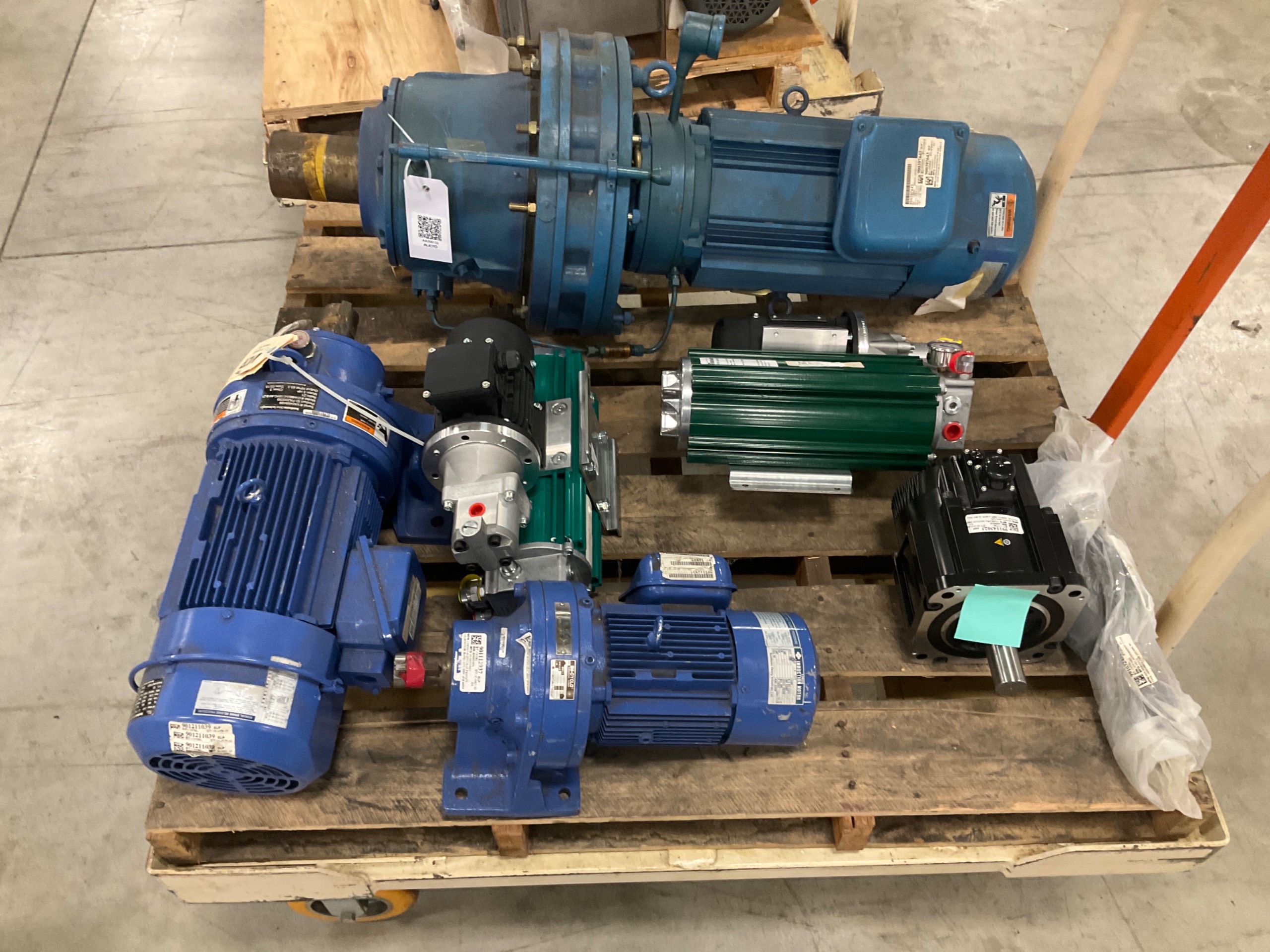 BULK QTY OF ELECTRIC MOTORS - undefined