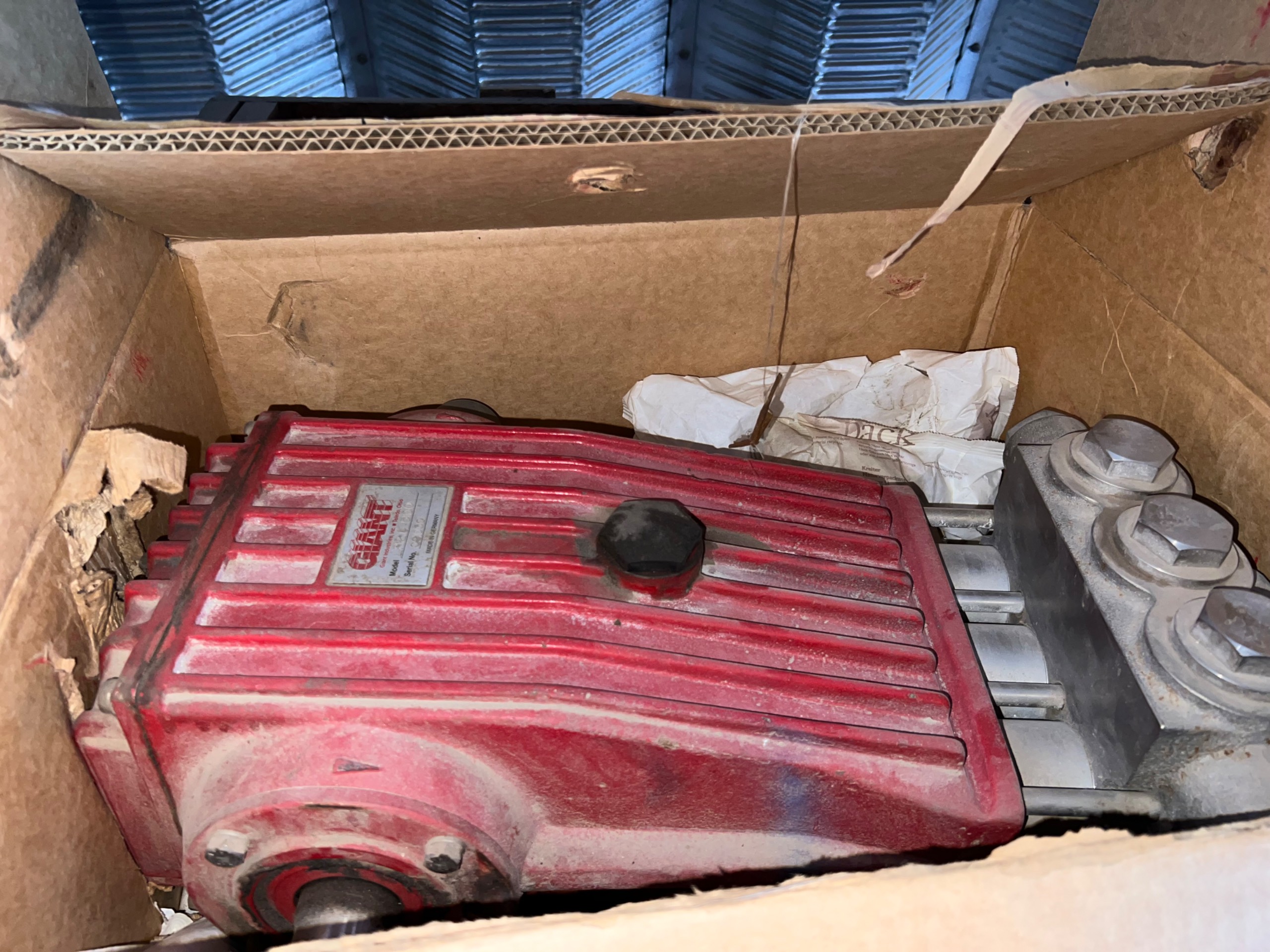 GIANT LP121A-5100 PUMP - undefined