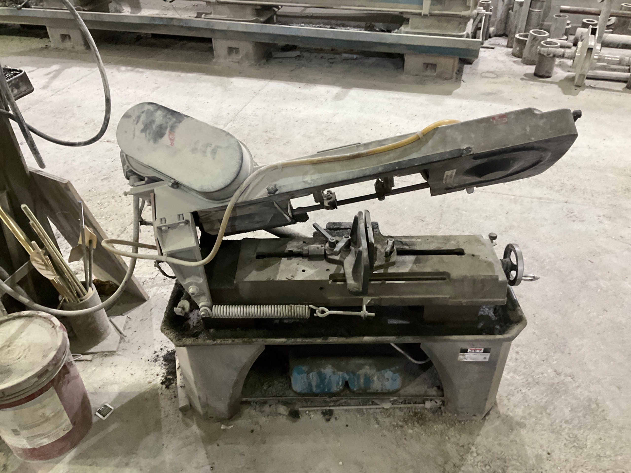 JET HVBS-712D HORIZONTAL BAND SAW - undefined