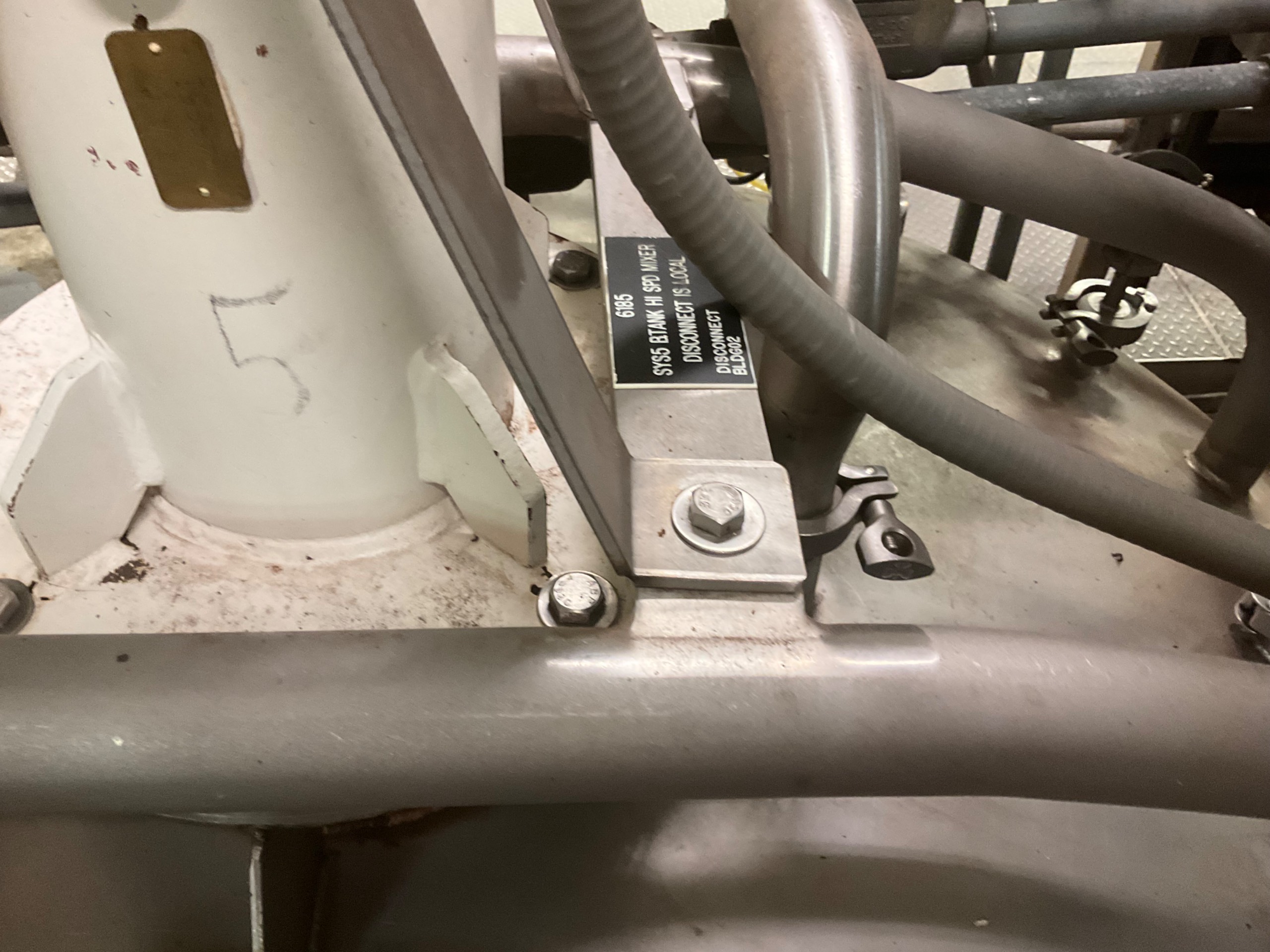 MIXER TANK 600 GALLON - undefined