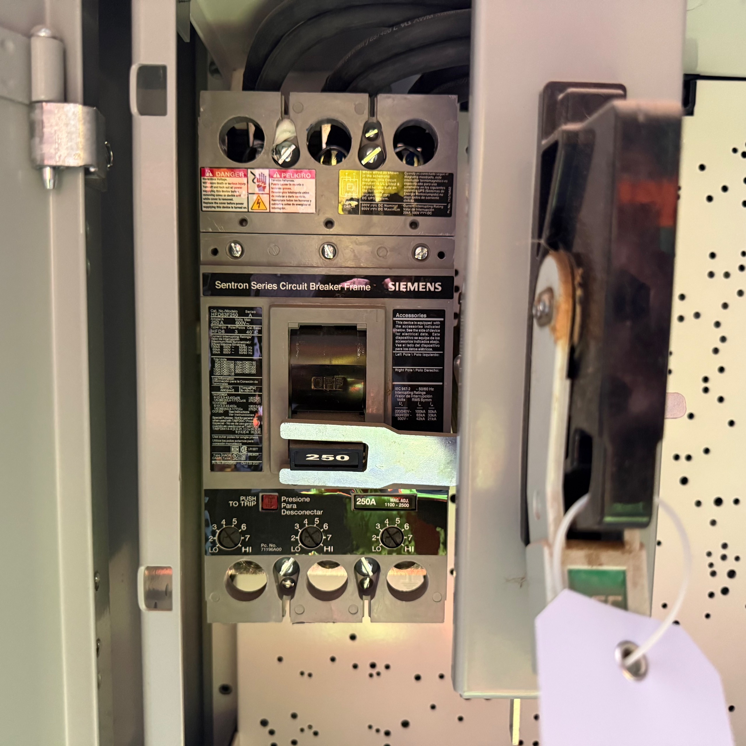 SIEMENS TIASTAR LOW VOLTAGE MCC - undefined