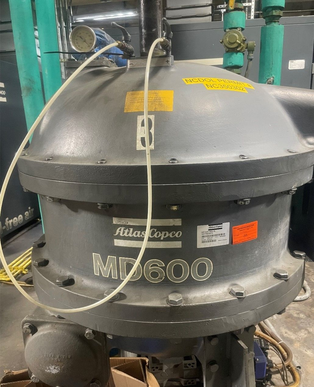 ATLAS COPCO ZR 275 STATIONARY AIR COMPRESSOR WITH DRYER - undefined