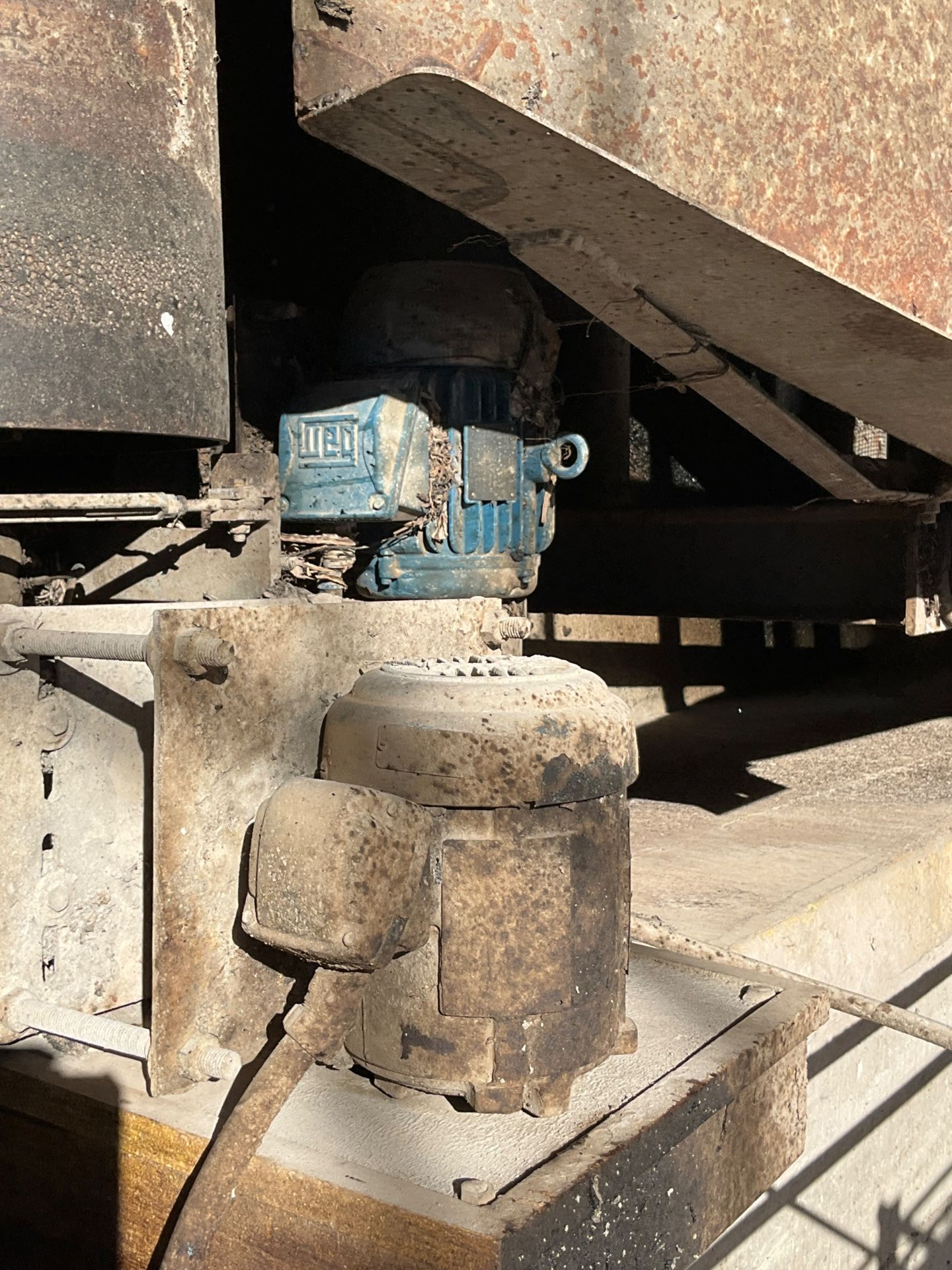 VIBRATORY WASHING SCREEN - undefined