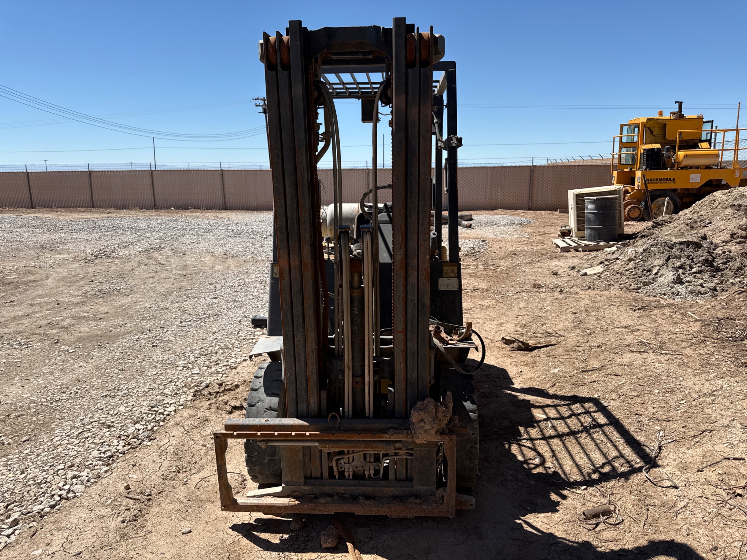 YALE GLP050TG SIT-DOWN FORKLIFT - undefined