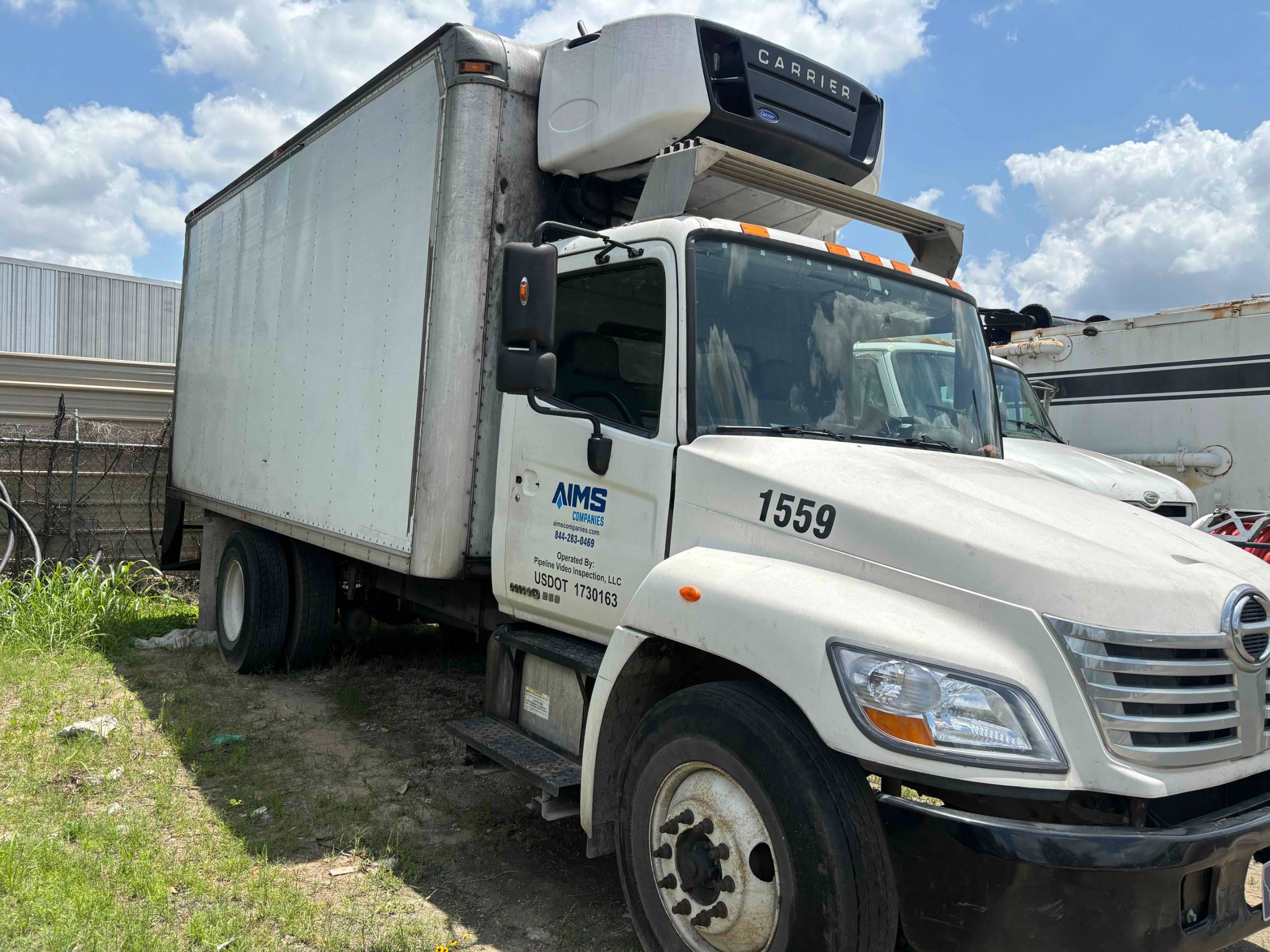 2010 HINO CONVENTIONAL BOX TRUCK - undefined