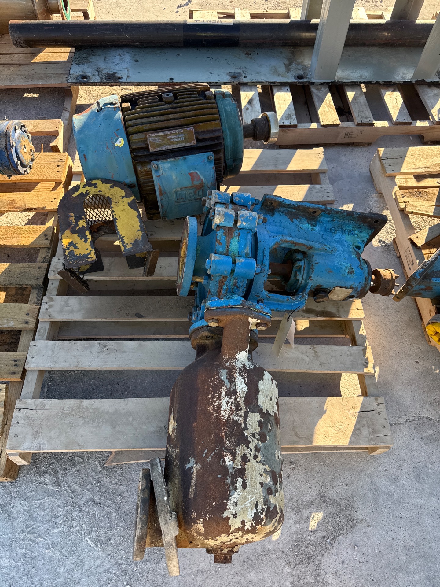 LA BOUR DPL PUMP & 25 HP MOTOR ASSEMBLY - undefined