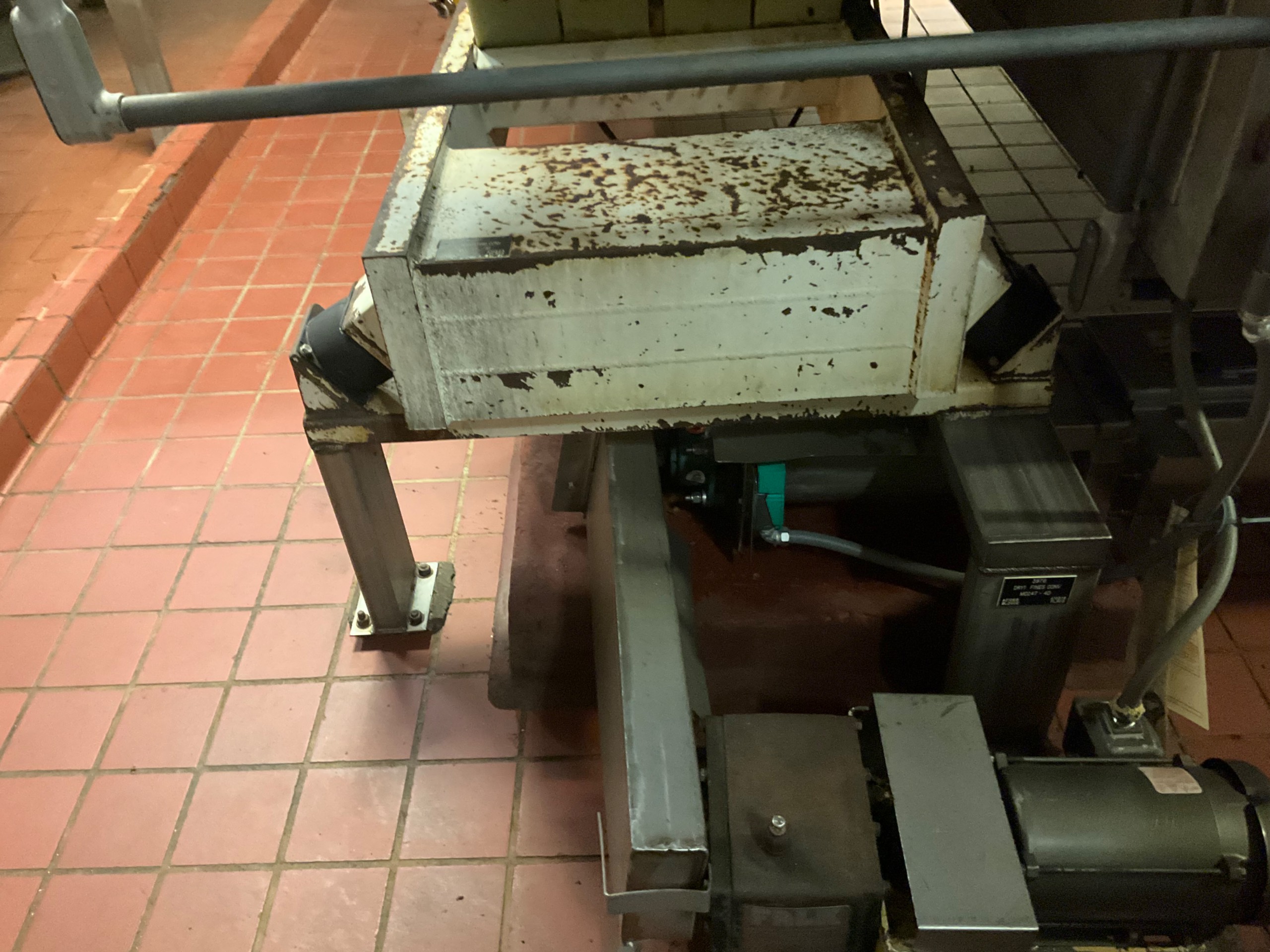 DRYER VIBRATING CONVEYOR - undefined