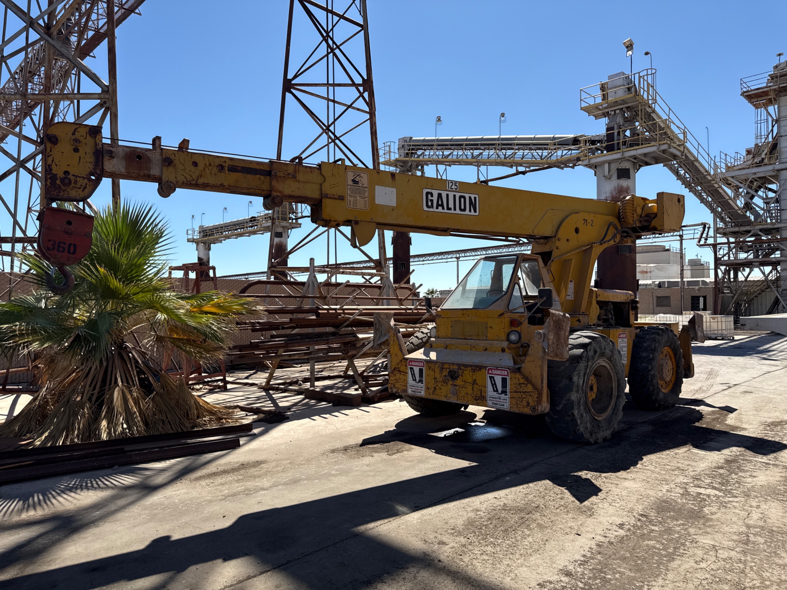 GALION 125 ROUGH TERRAIN CRANE - undefined