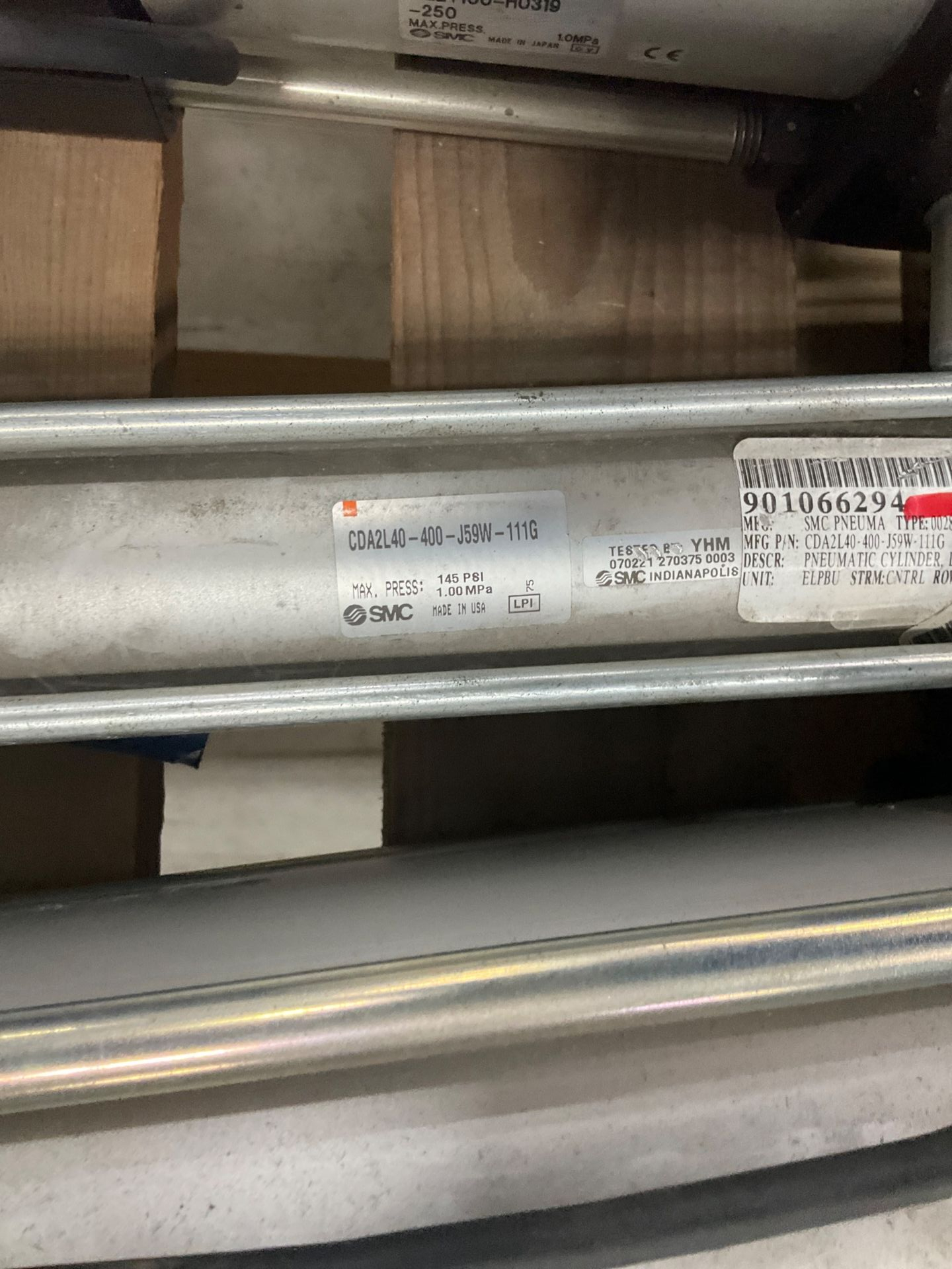 BULK QTY OF PNEUMATIC & HYDRAULIC CYLINDERS - undefined