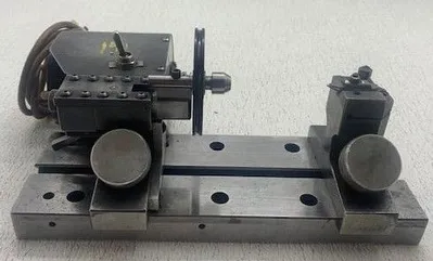 HARIG OD TURN FIXTURE, 7 IN DISTANCE BETWEEN CENTERS, 6 IN SWING, 115V, 180/360 RPM WHEEL - undefined