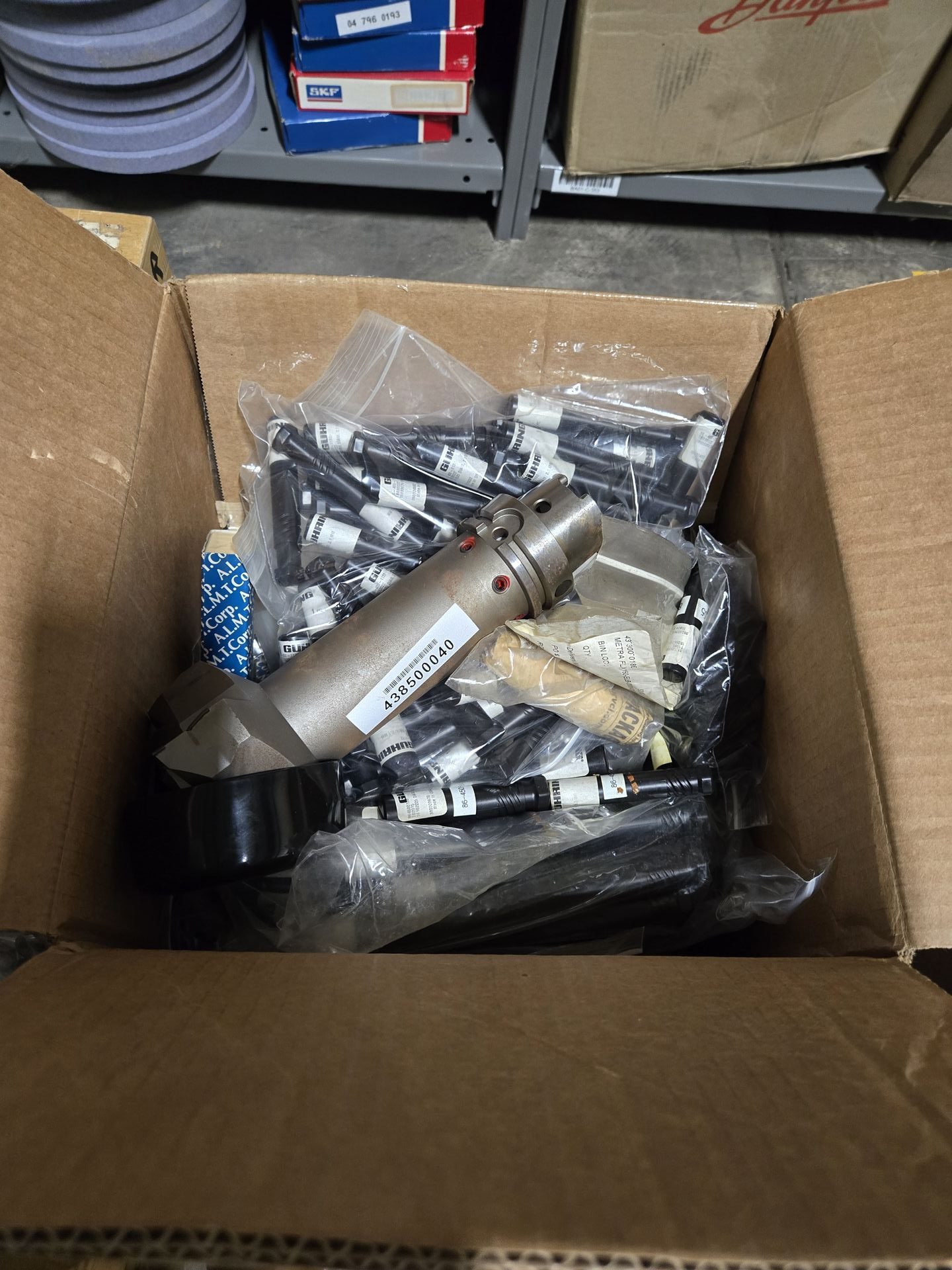 BULK QTY OF TOOLING ITEMS - undefined