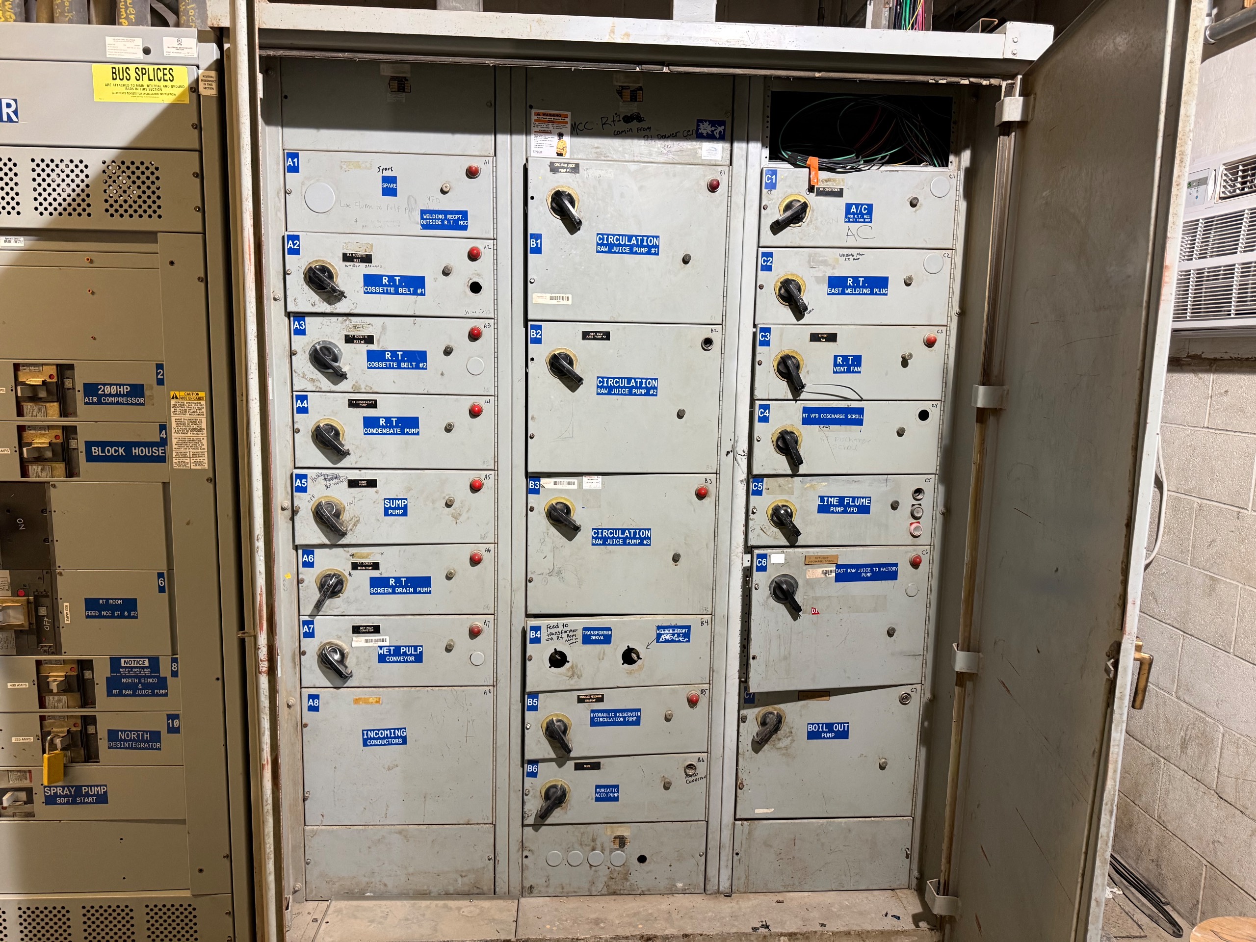 BULK QTY OF CONTENTS OF ELECTRICAL ROOM - undefined