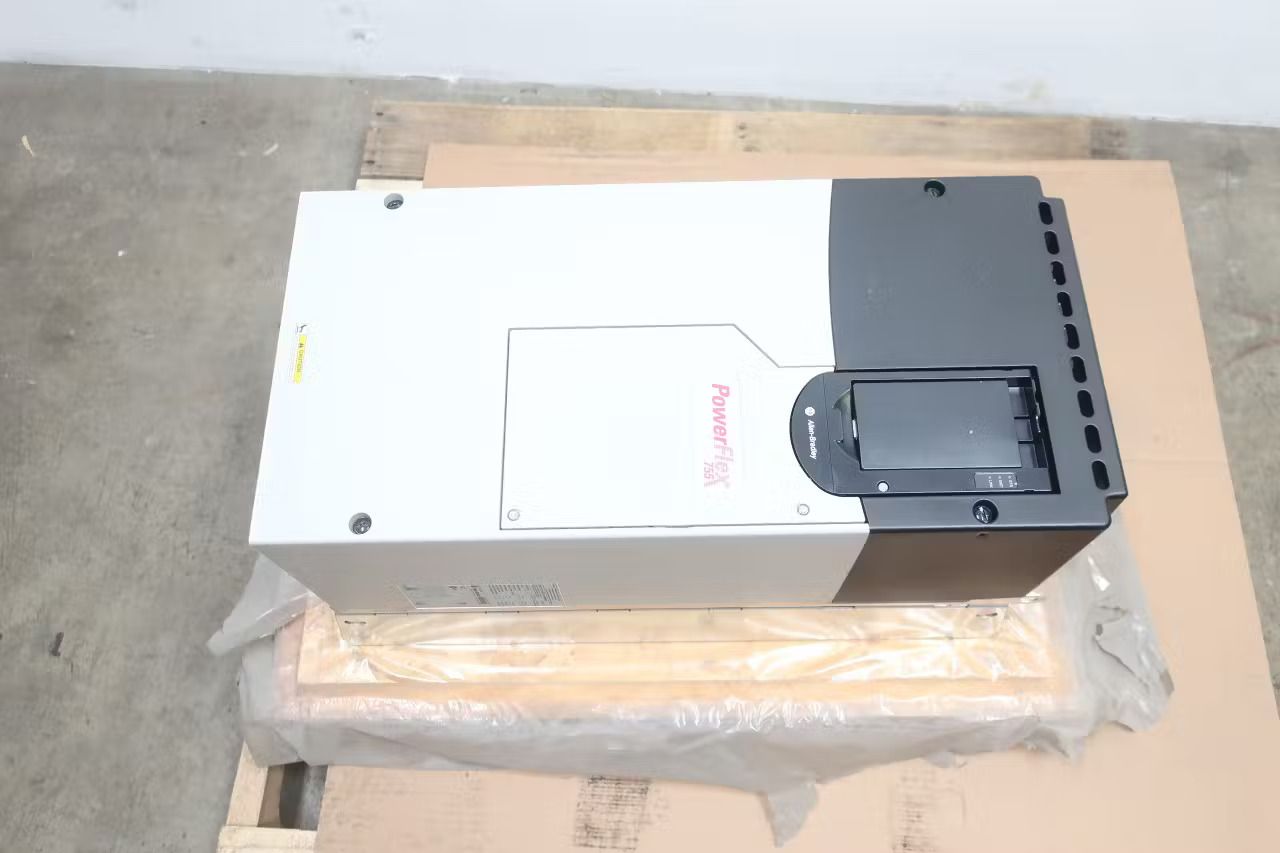 ALLEN BRADLEY 20G14ND156AN0NNNNN POWERFLEX 755 AC VFD DRIVE 400HZ 460V-AC 125HP - undefined