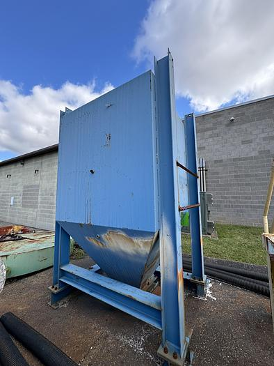 SAND HOPPER - undefined