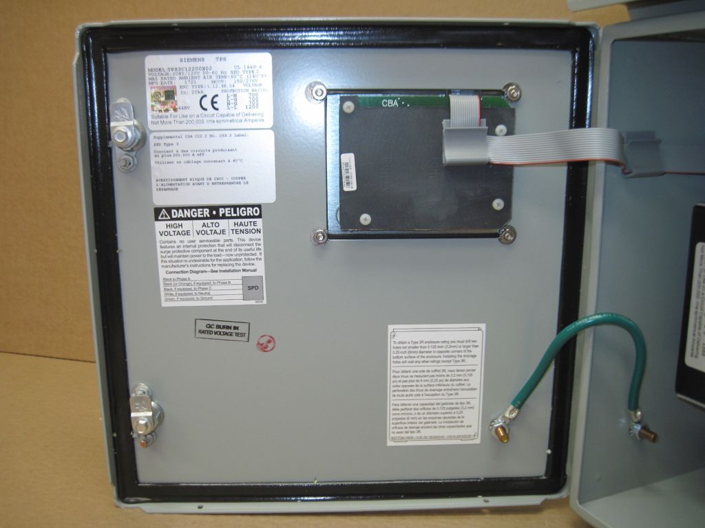 2017 SIEMENS TPS3C12200X02 SURGE PROTECTION DEVICE - undefined