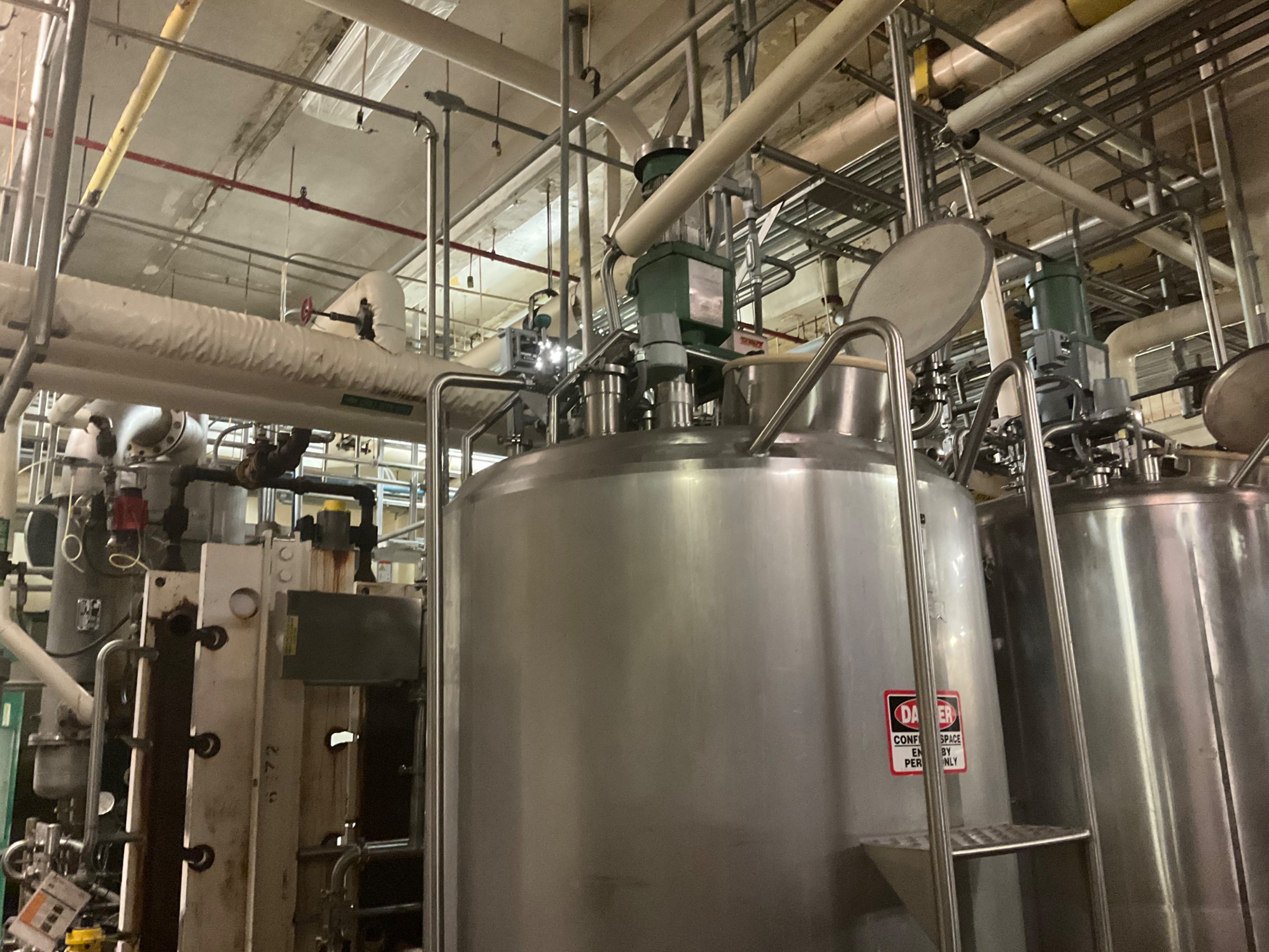 SFI 600 GALLON MIX TANK - undefined