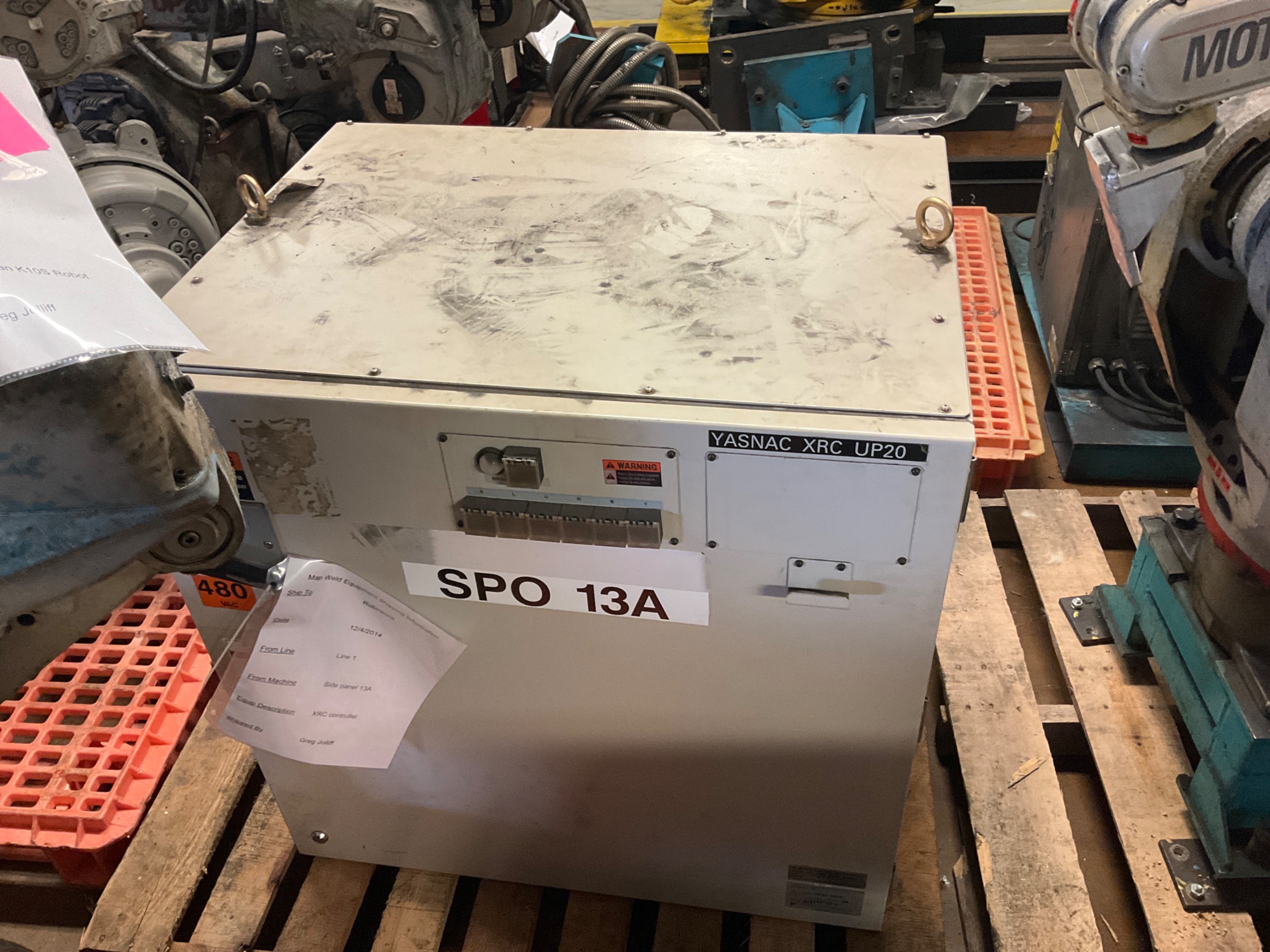 YASKAWA YASNAC XRC UP20 ROBOT CONTROLLER - undefined