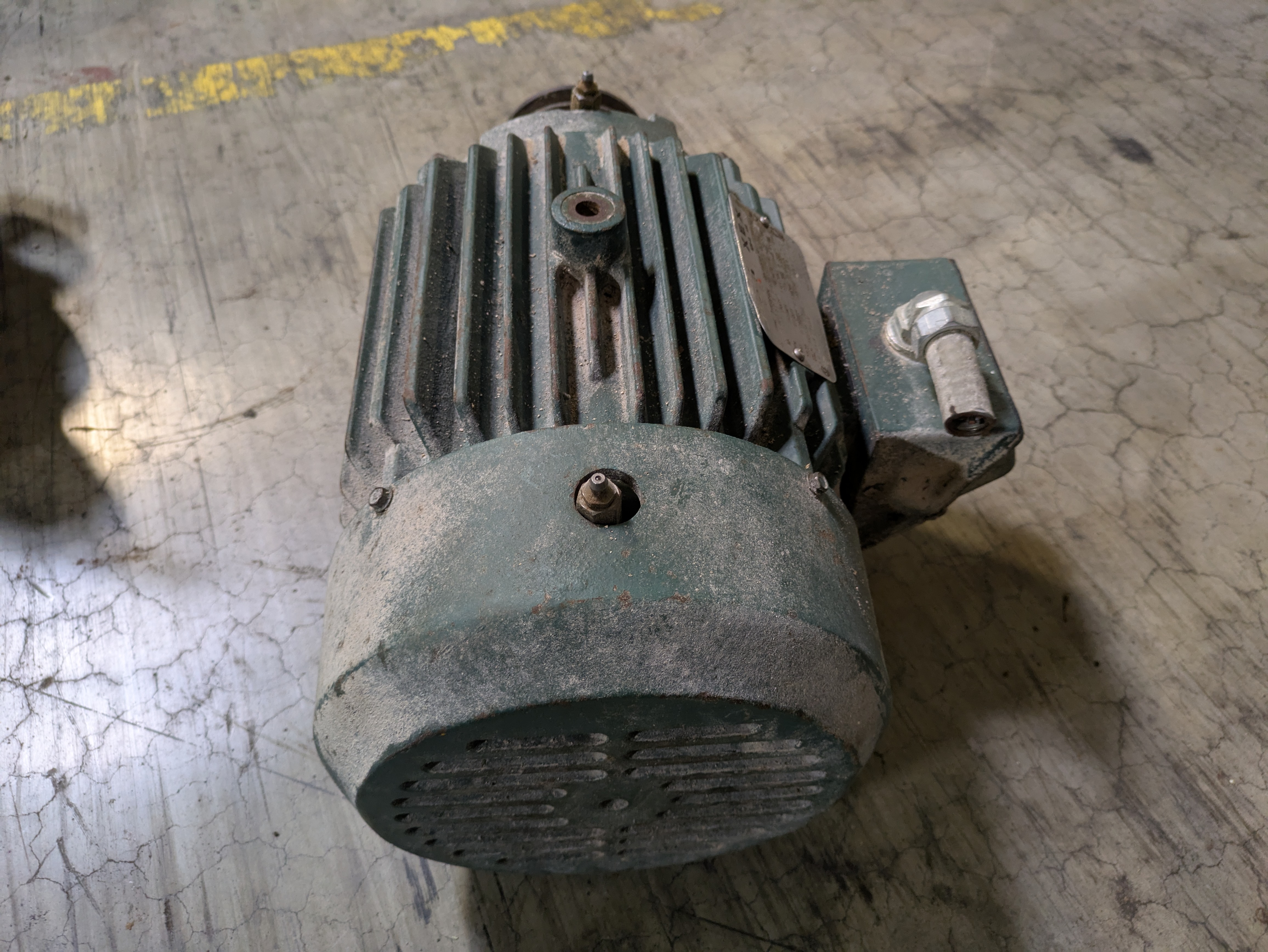 RELIANCE ELECTRIC P18G3437B AC MOTOR - undefined