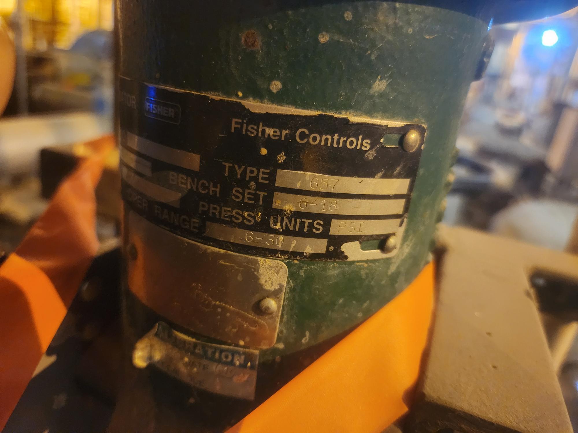 FISHER HPS CONTROL VALVE & 657 ACTUATOR ASSEMBLY - undefined