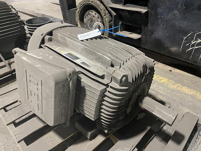 WEG MOTOR 250HP 460V 60HZ 4P 447T TEFC IP55 1.15SF 225A - undefined