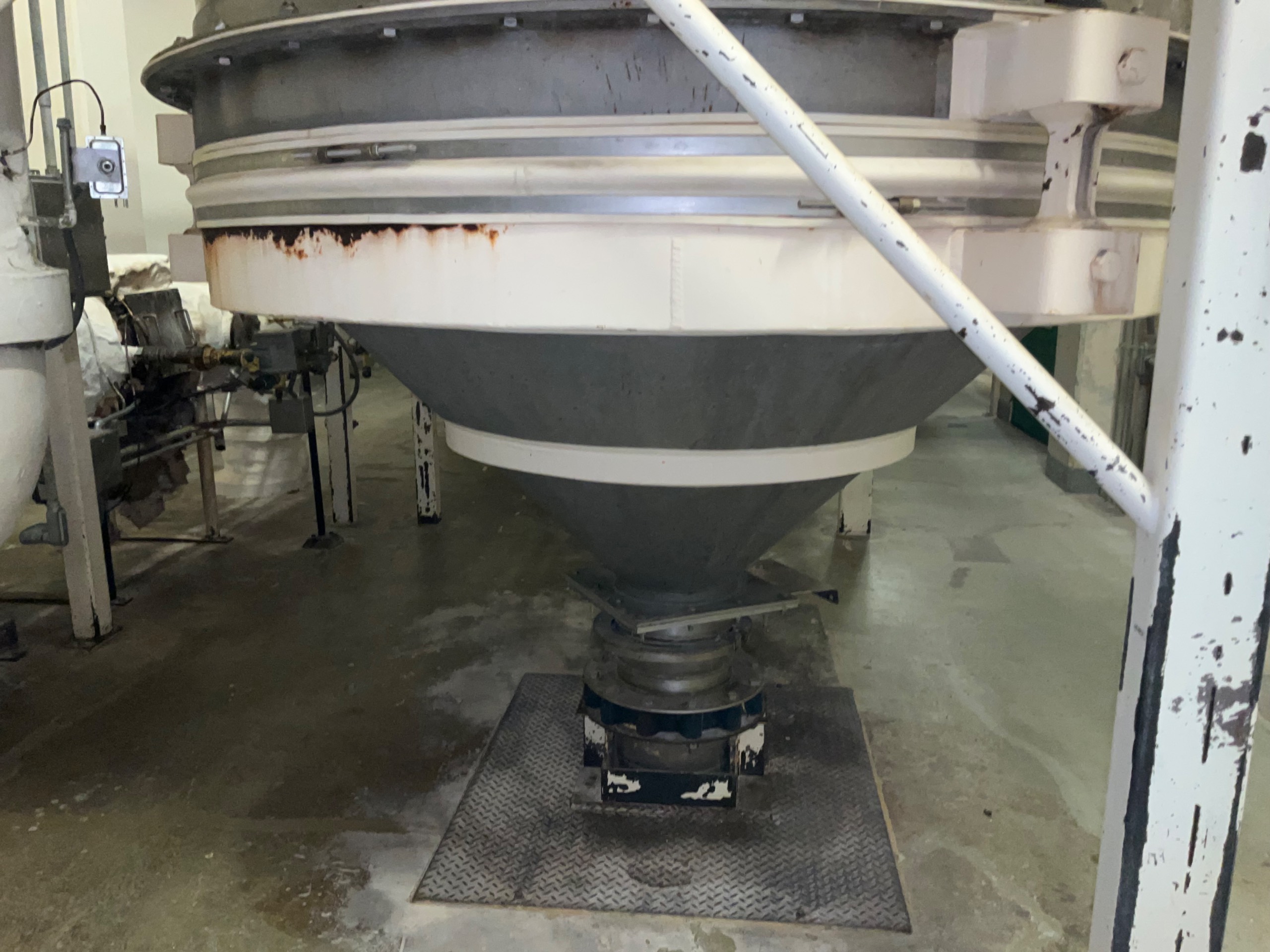 1991 VIBRANETICS BD 79 VIBRATORY STORAGE TANK - undefined
