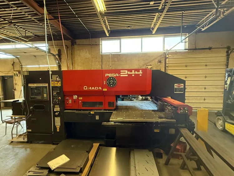 1990 AMADA PEGA 244 20 TON TURRET PUNCH PRESS - undefined