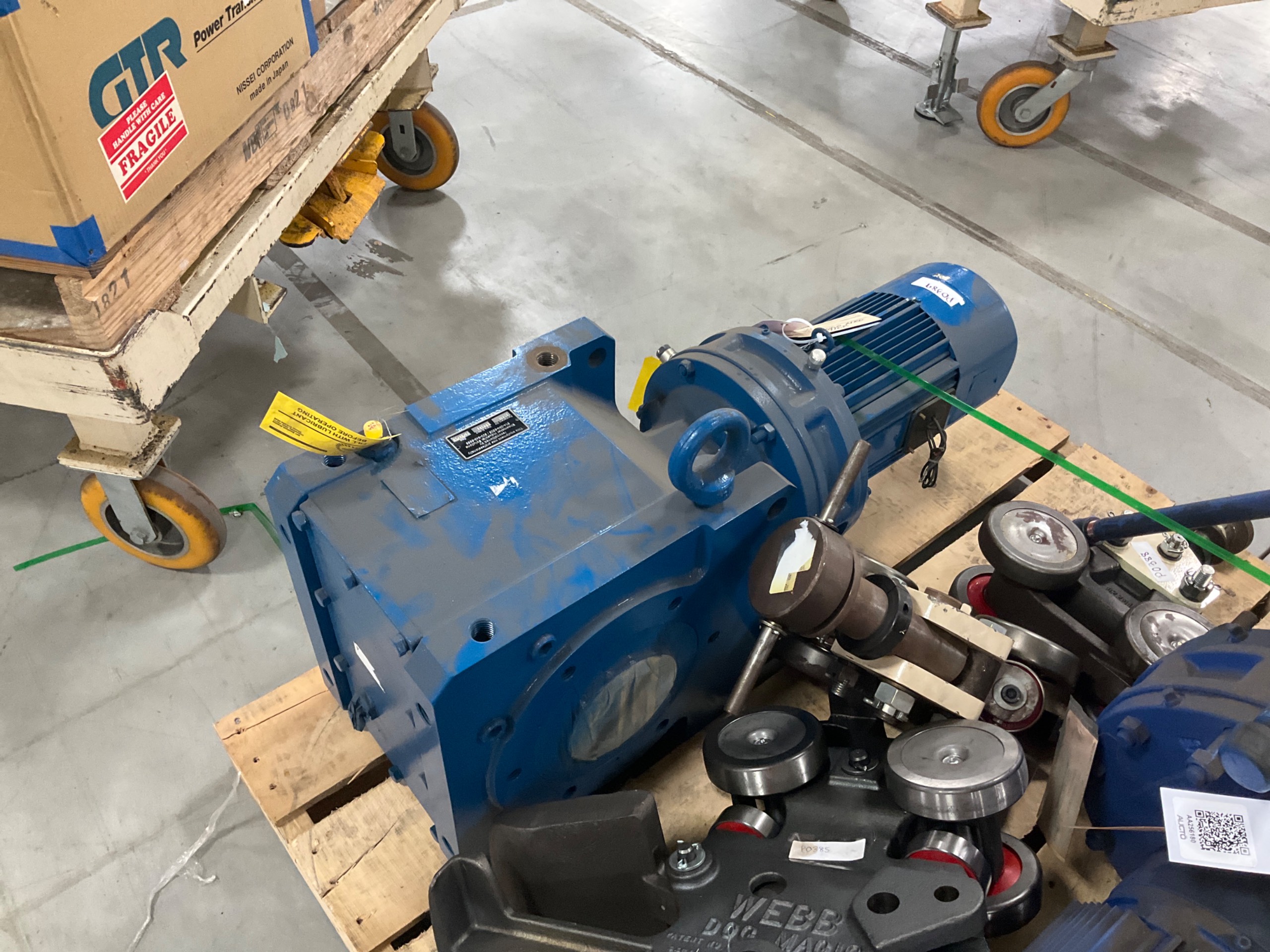 SUMITOMO MOTOR & GEARBOX ASSEMBLY - undefined