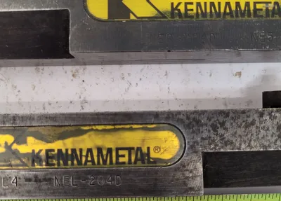 KENNAMETAL NEL-204D/NER-204D TOOLHOLDER LOT OF 2: 1.25 IN SHANK, 6 IN TOOL LENGTH - undefined