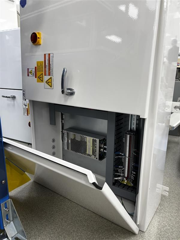 QTY 8: ELECTRICAL CABINET - undefined