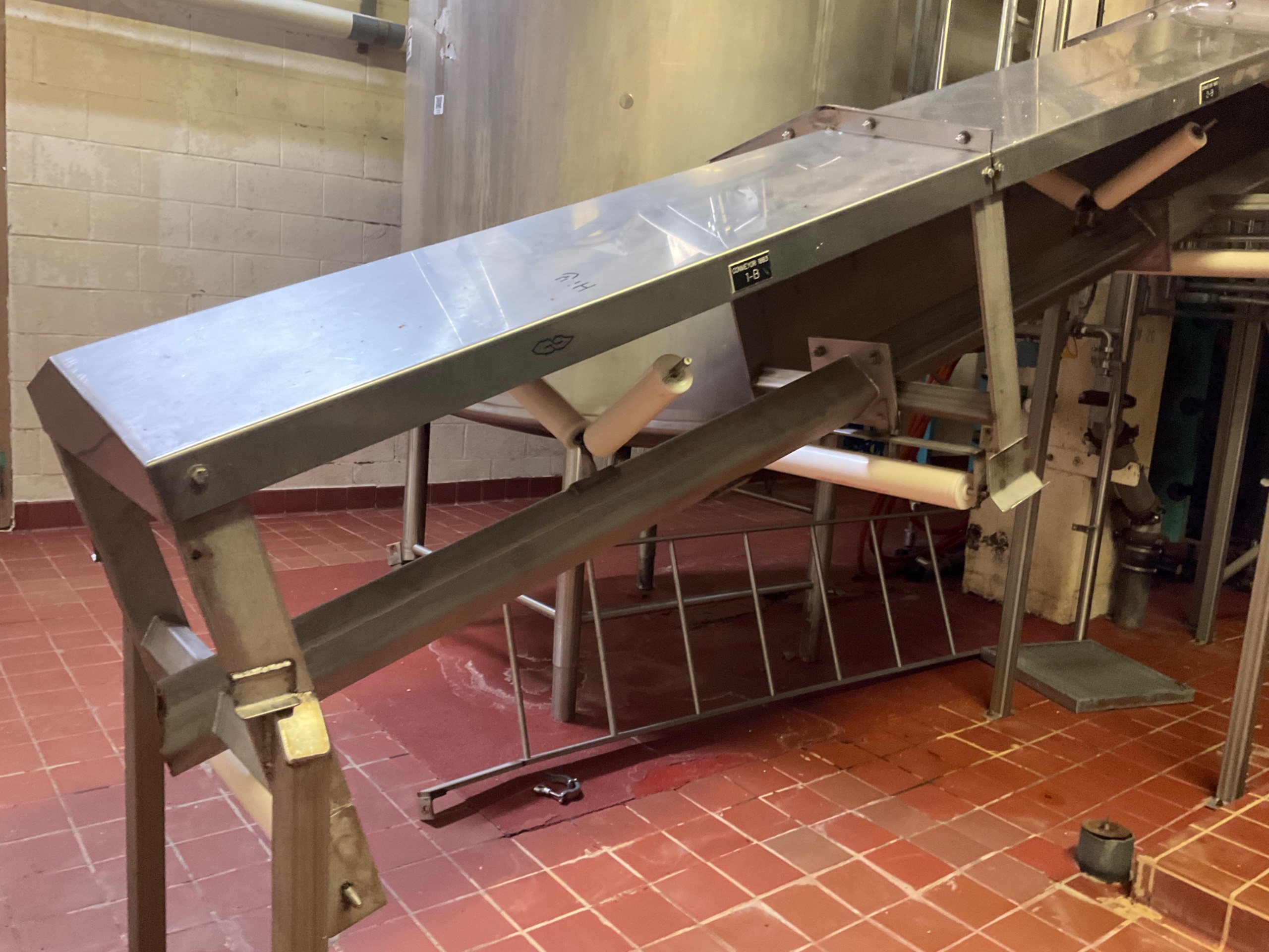 INCLINE BELT CONVEYOR - undefined