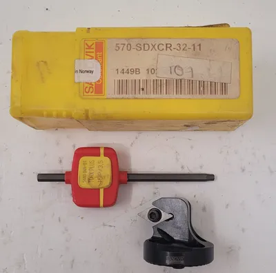 SANDVIK COROMANT 570-SDXCL-32-11 COROTURN 107 HEAD FOR TURNING - undefined