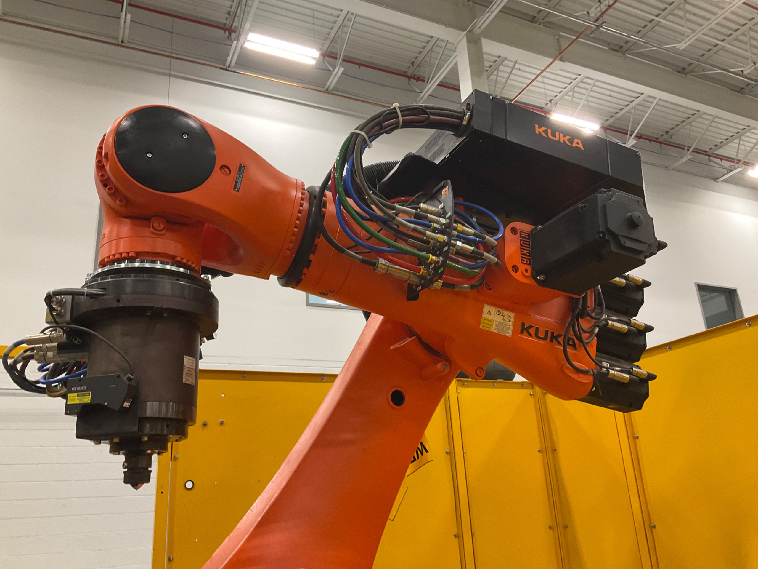 2021 KUKA KR 500 R2830 ROBOT & CONTROLLER ASSEMBLY - undefined