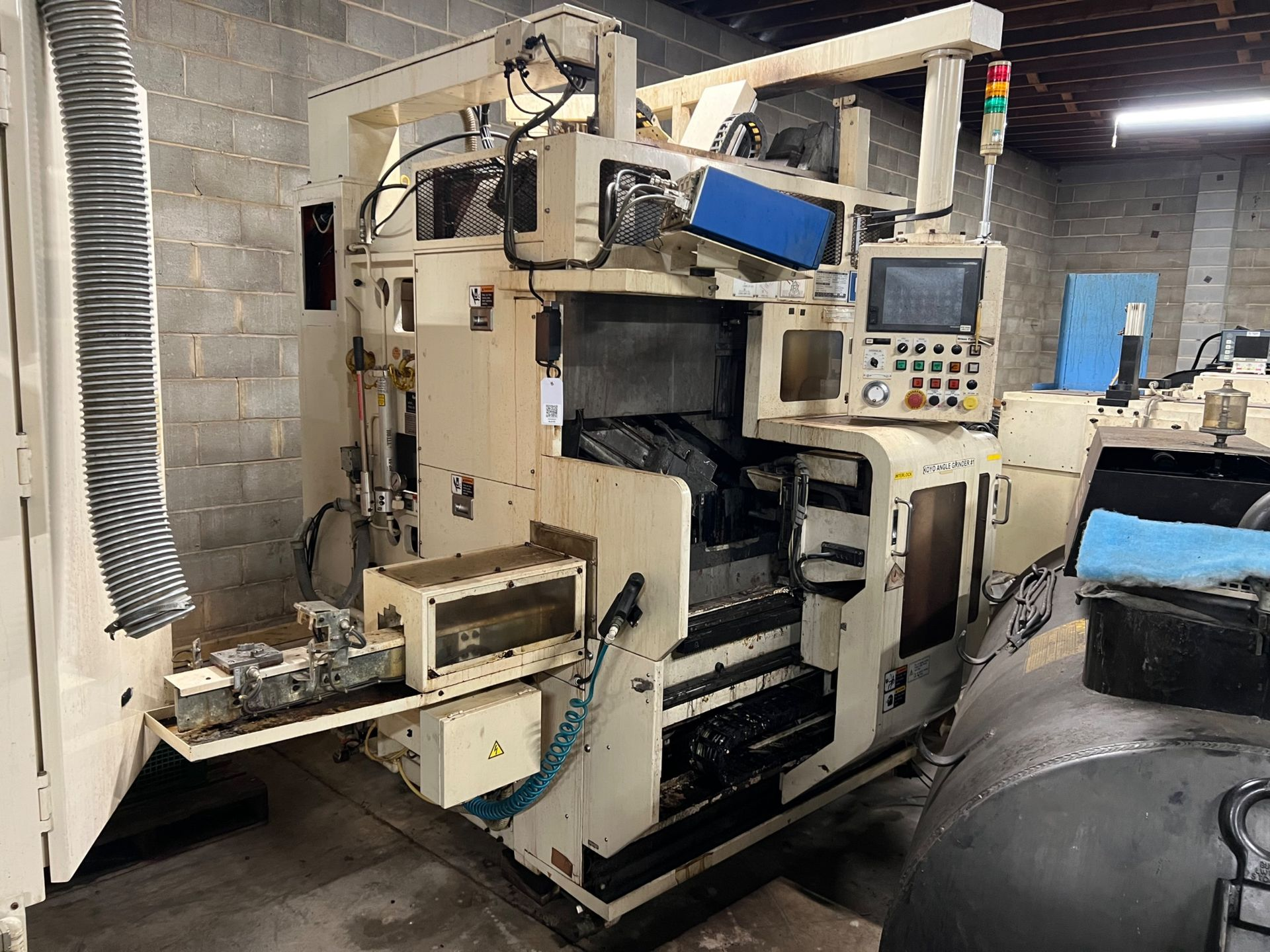 BULK LOT OF MACHINERY - undefined