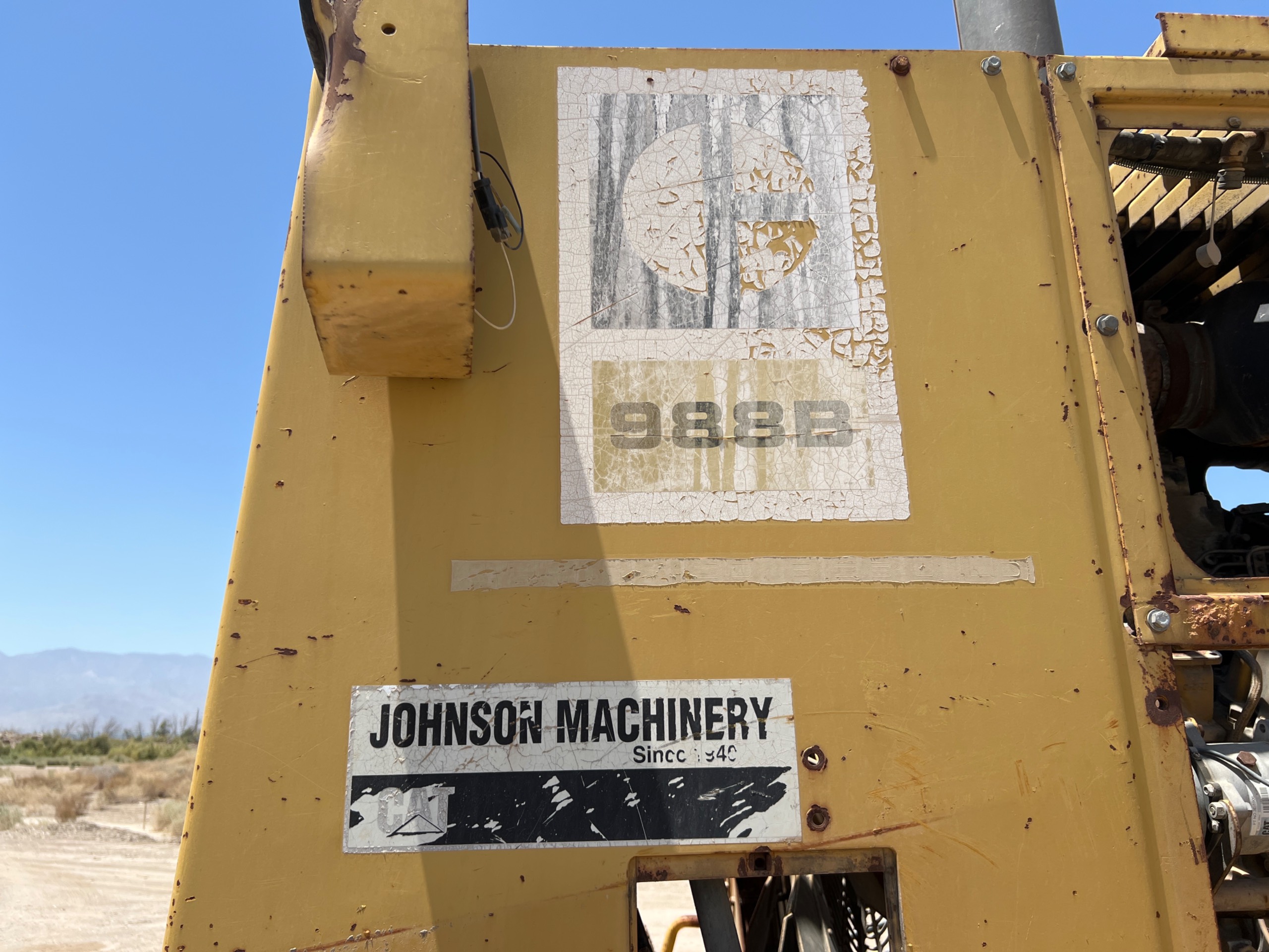 CATERPILLAR 988B WHEEL LOADER - undefined