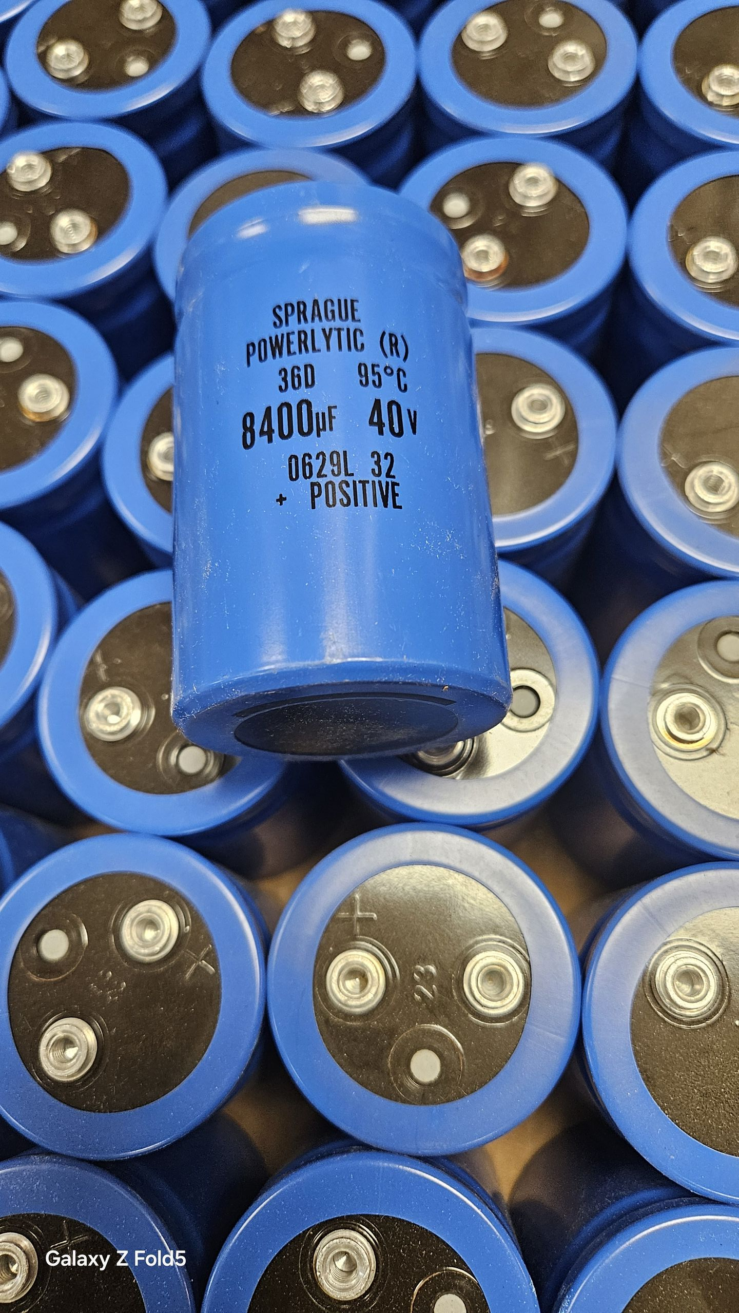SPRAGUE POWERLYTIC 36D 8400UF 40V CAPACITORS CASE OF 48 - undefined