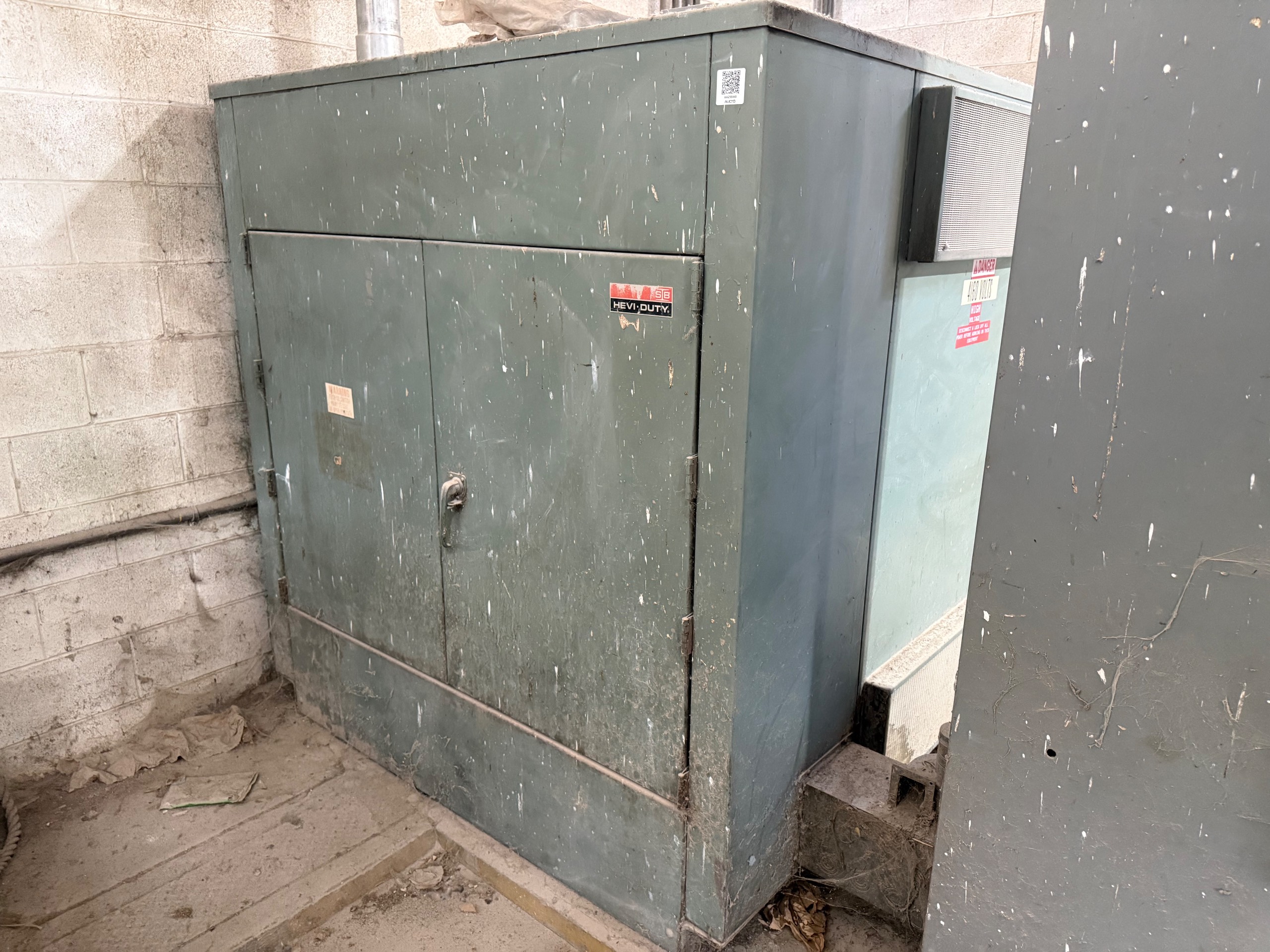 SB HEVI-DUTY DRY TYPE TRANSFORMER - undefined