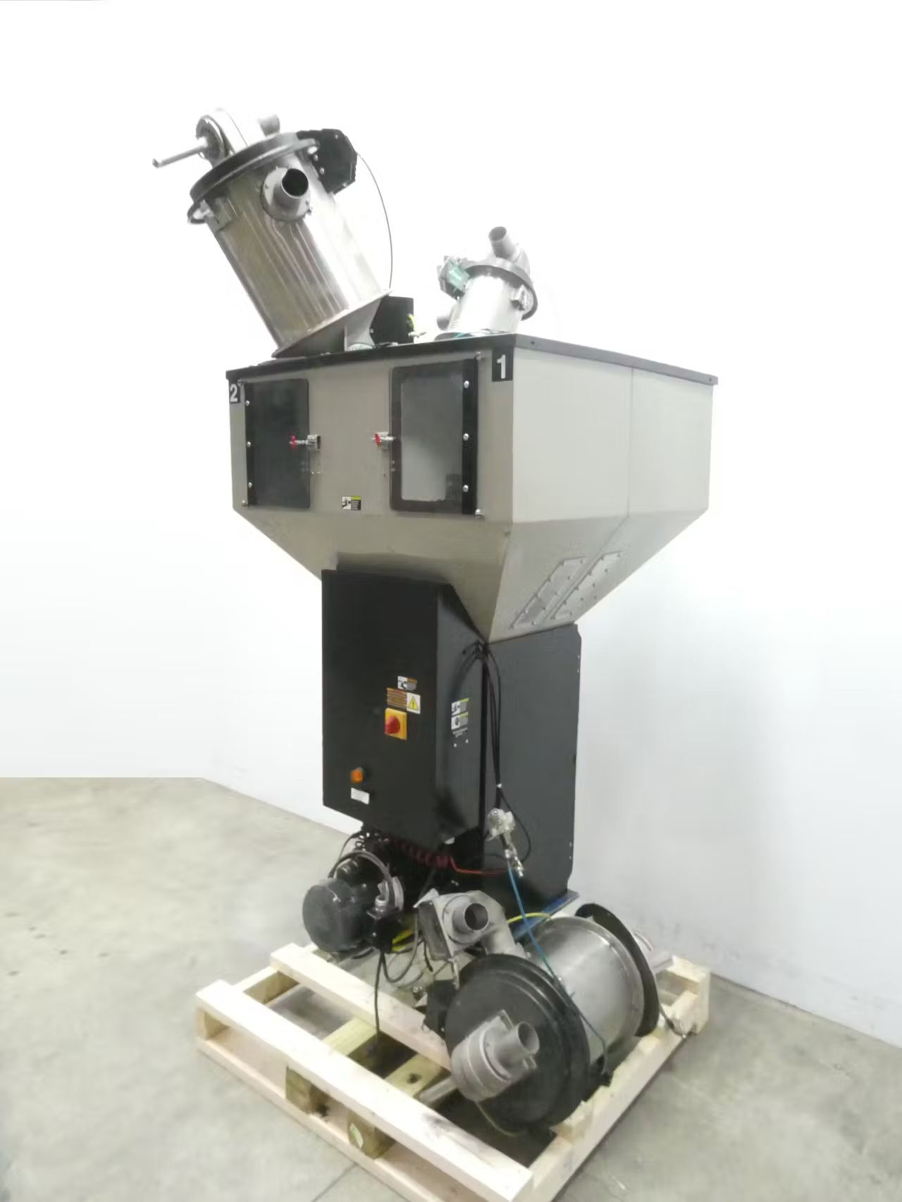 CONAIR TB250 GRAVIMETRIC BLENDER 115V-AC 1PH - undefined